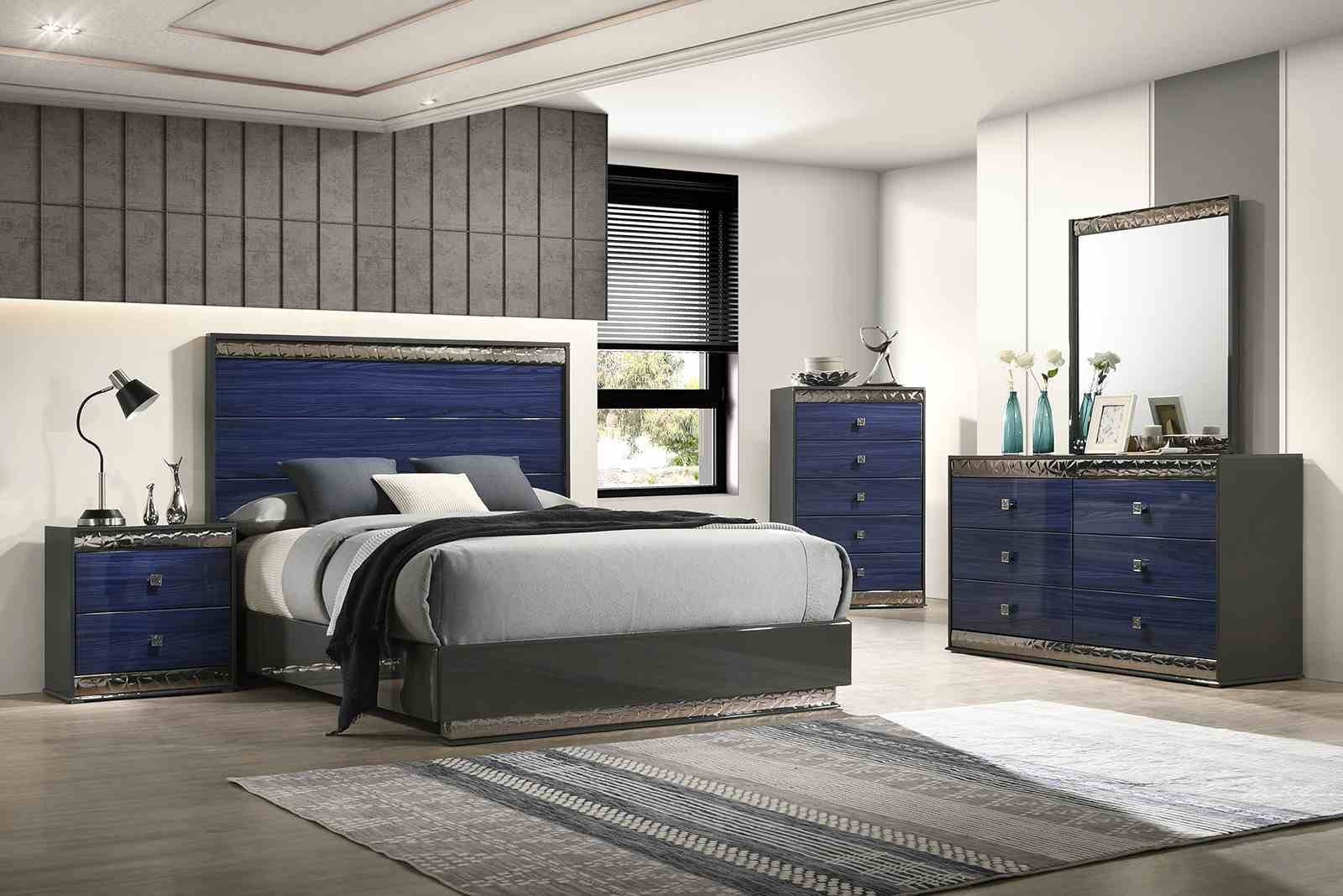 Hartlepool Chest, Ash Gray/Indigo Blue - Image 2