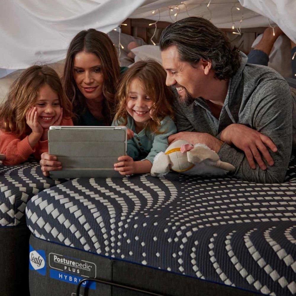 High Point Hybrid Mattress - Image 16