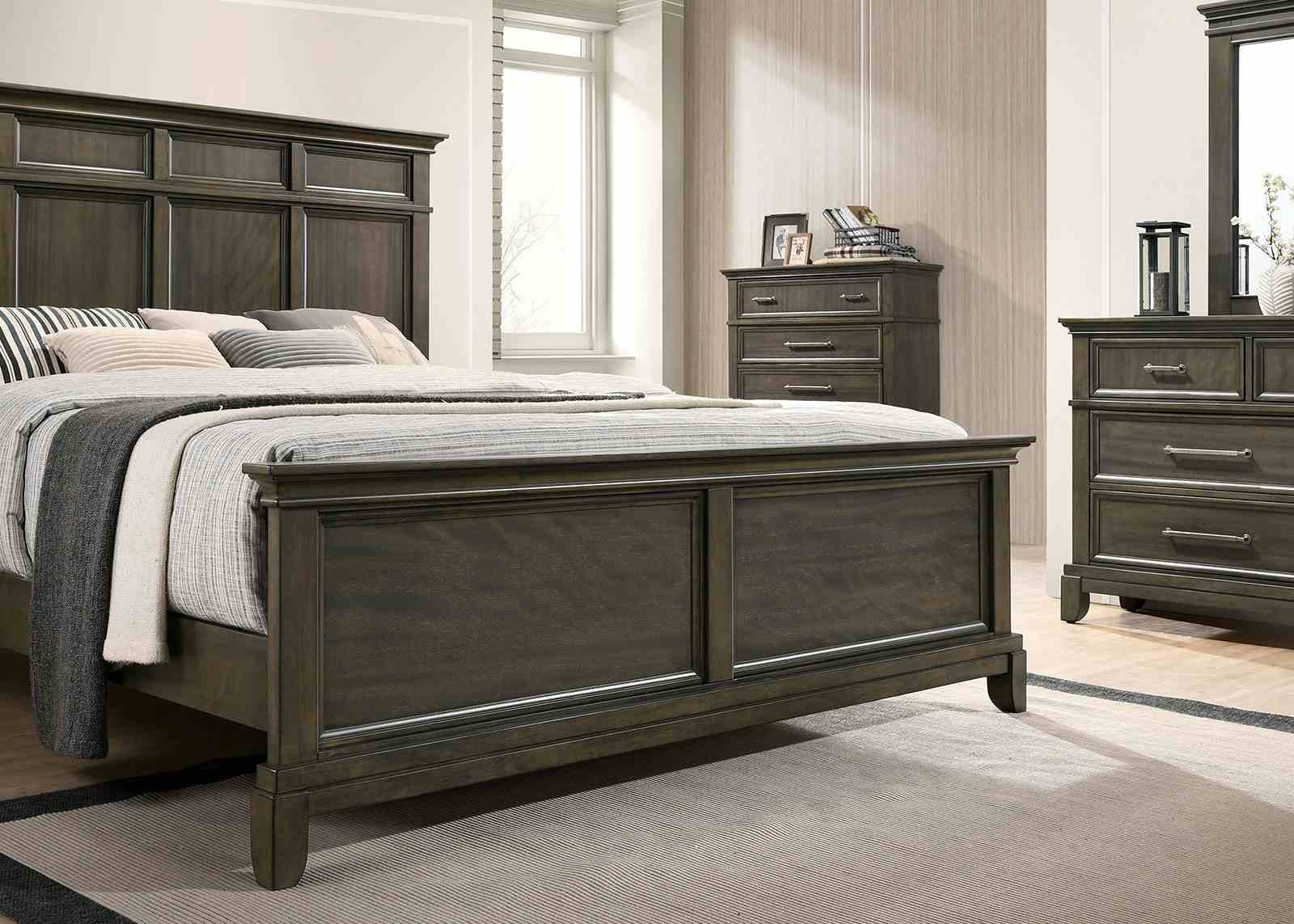 Houston 5 Pc. Queen Bedroom Set w/ Chest - Image 2