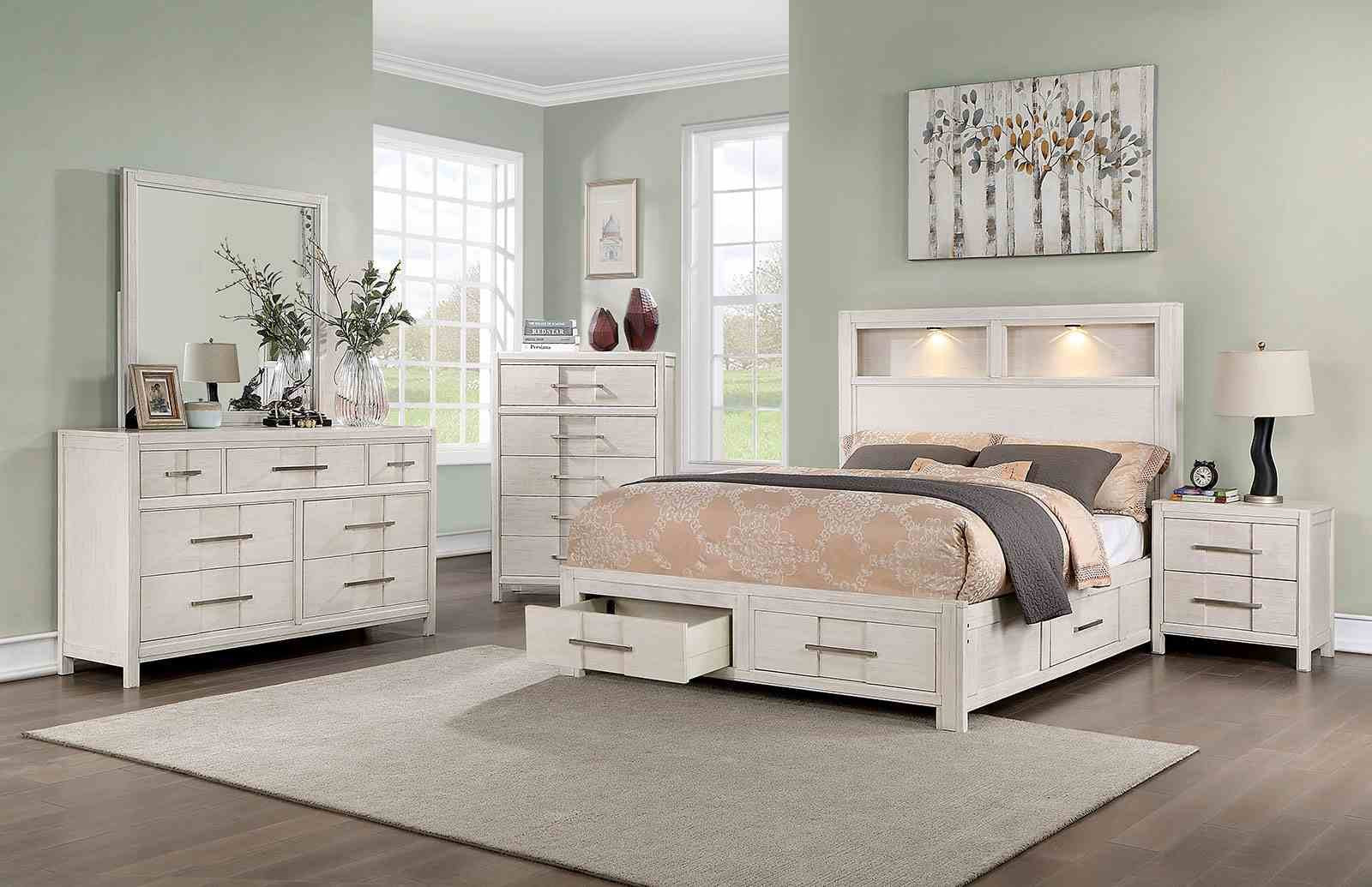 Karla 5 Pc. Queen Bedroom Set w/ Chest