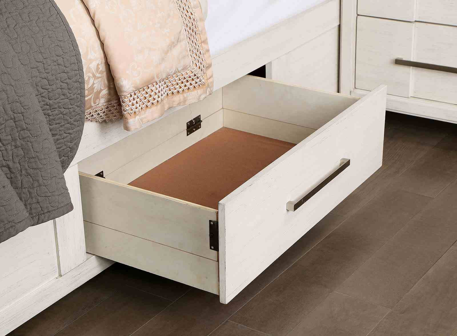 Karla Queen Bed, White - Image 2