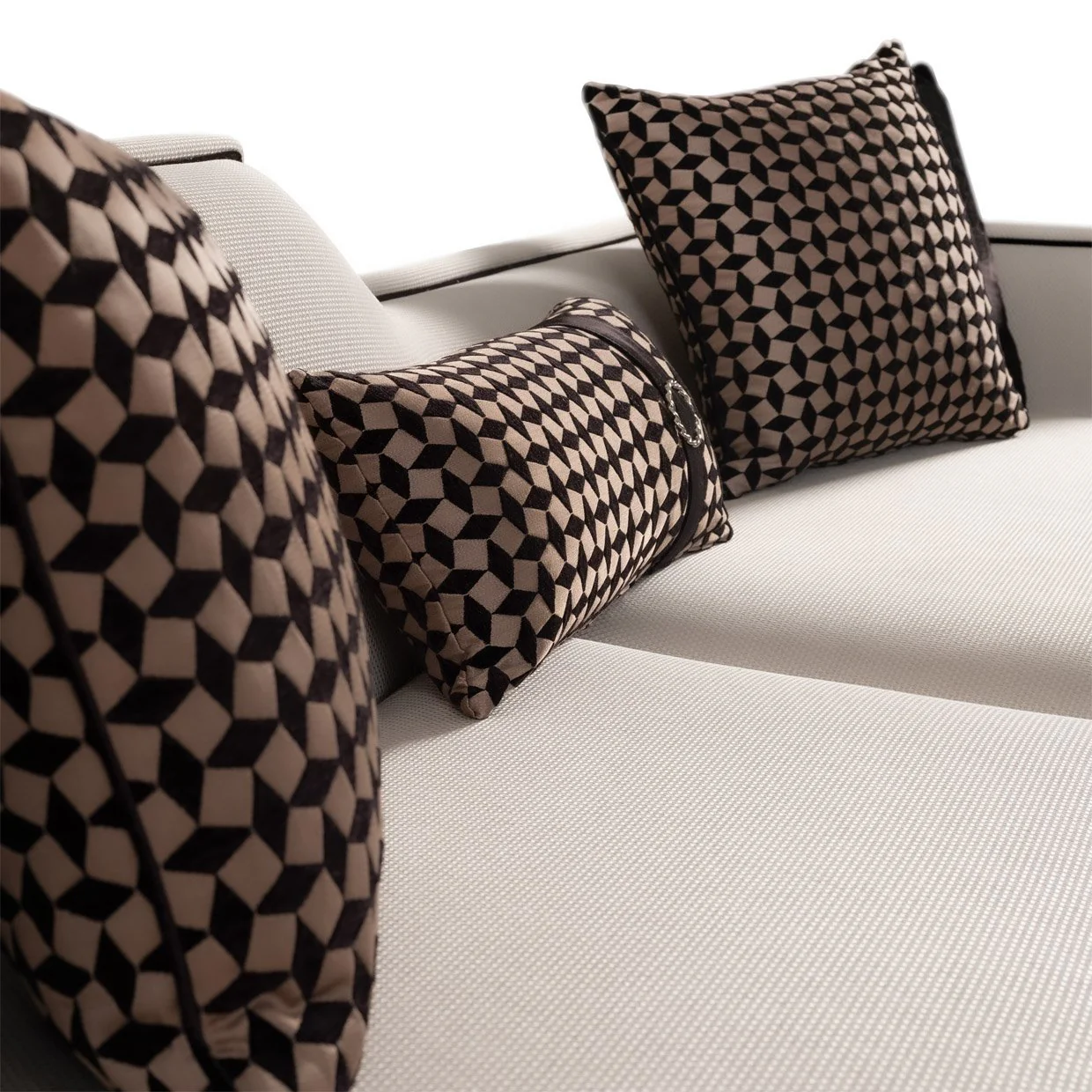 La Francaise Mansion Sofa - Cafe au Lait/Black - Image 16