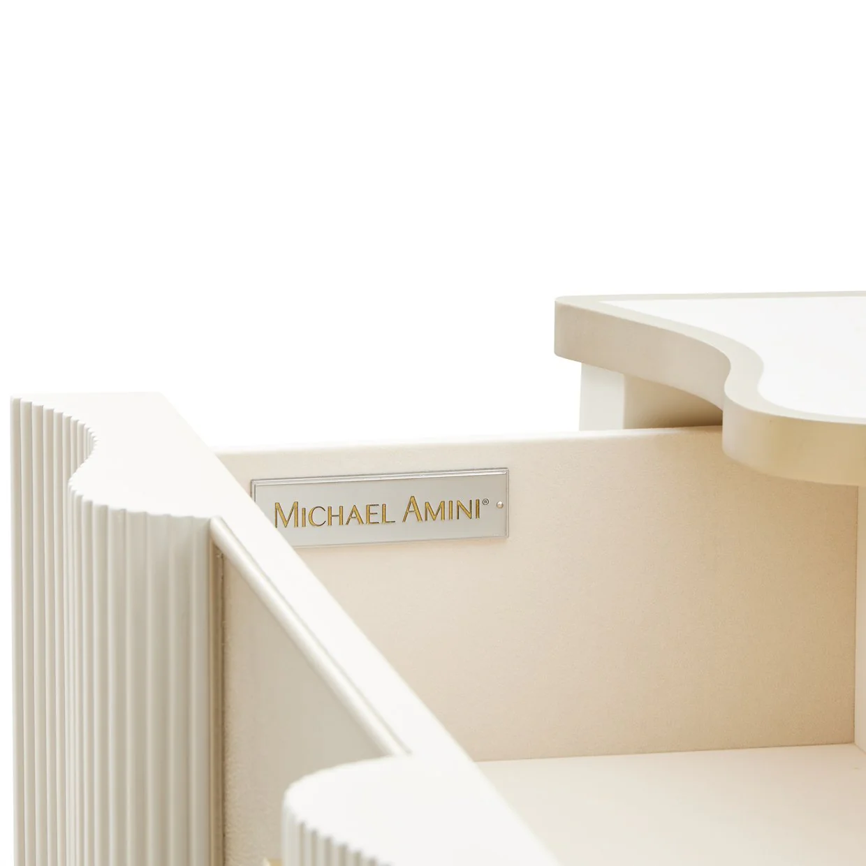 La Marisia 5-Drawer Chest - Creamy Pearl - Image 8