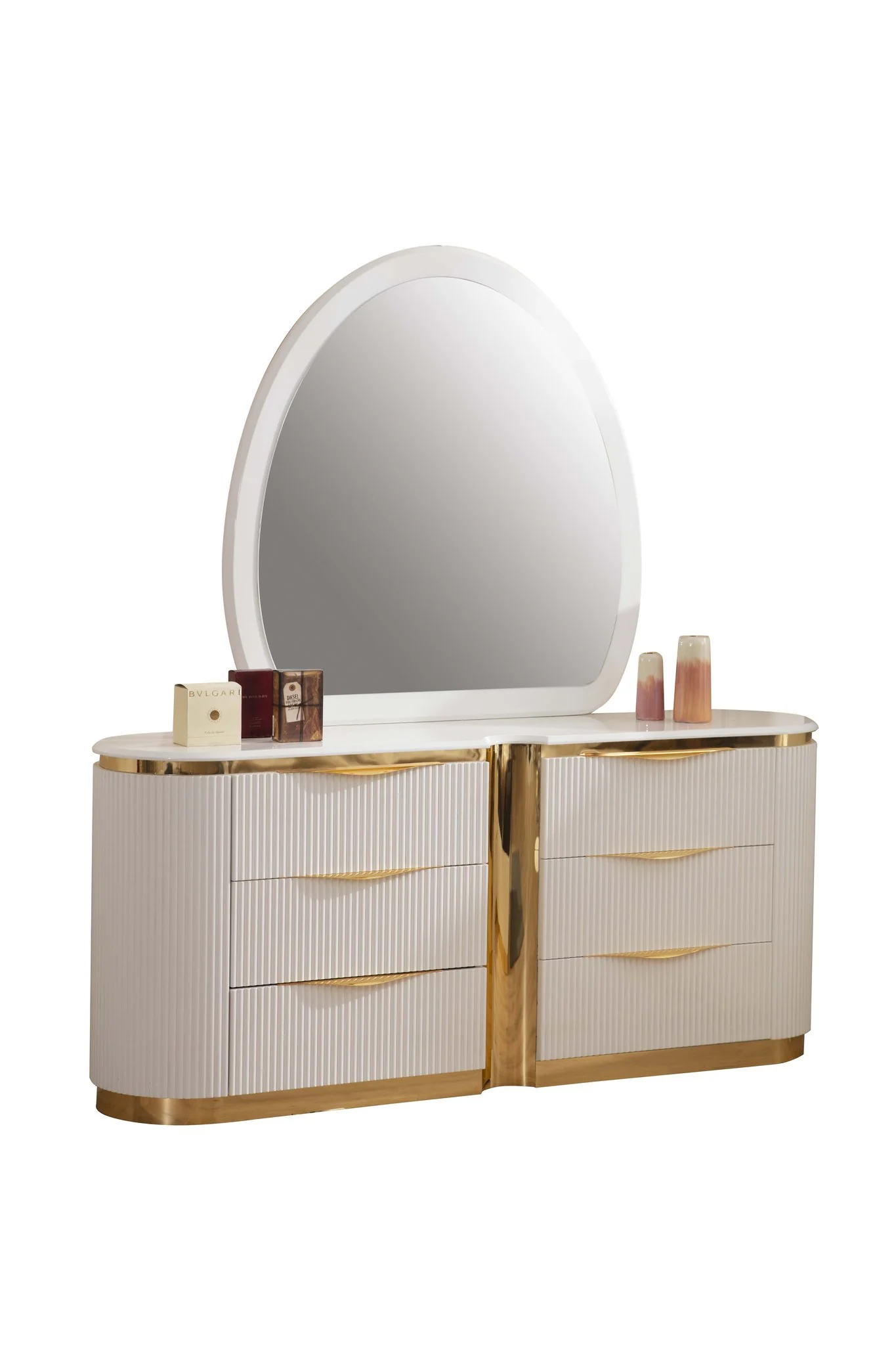 Laura King 5-n Pc Bedroom Set White - Image 12