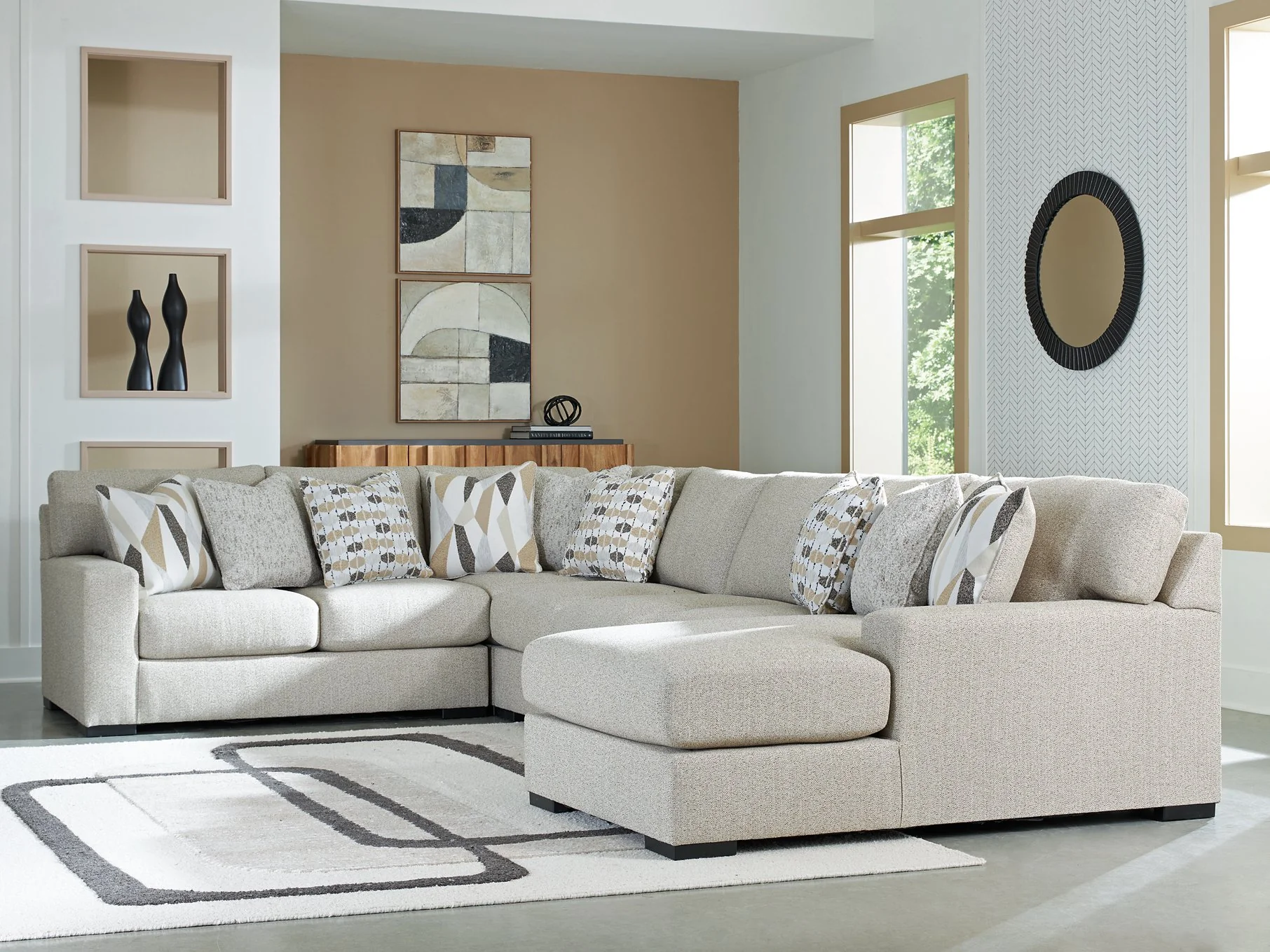 Laurelgrove Sectional with Chaise - Image 28