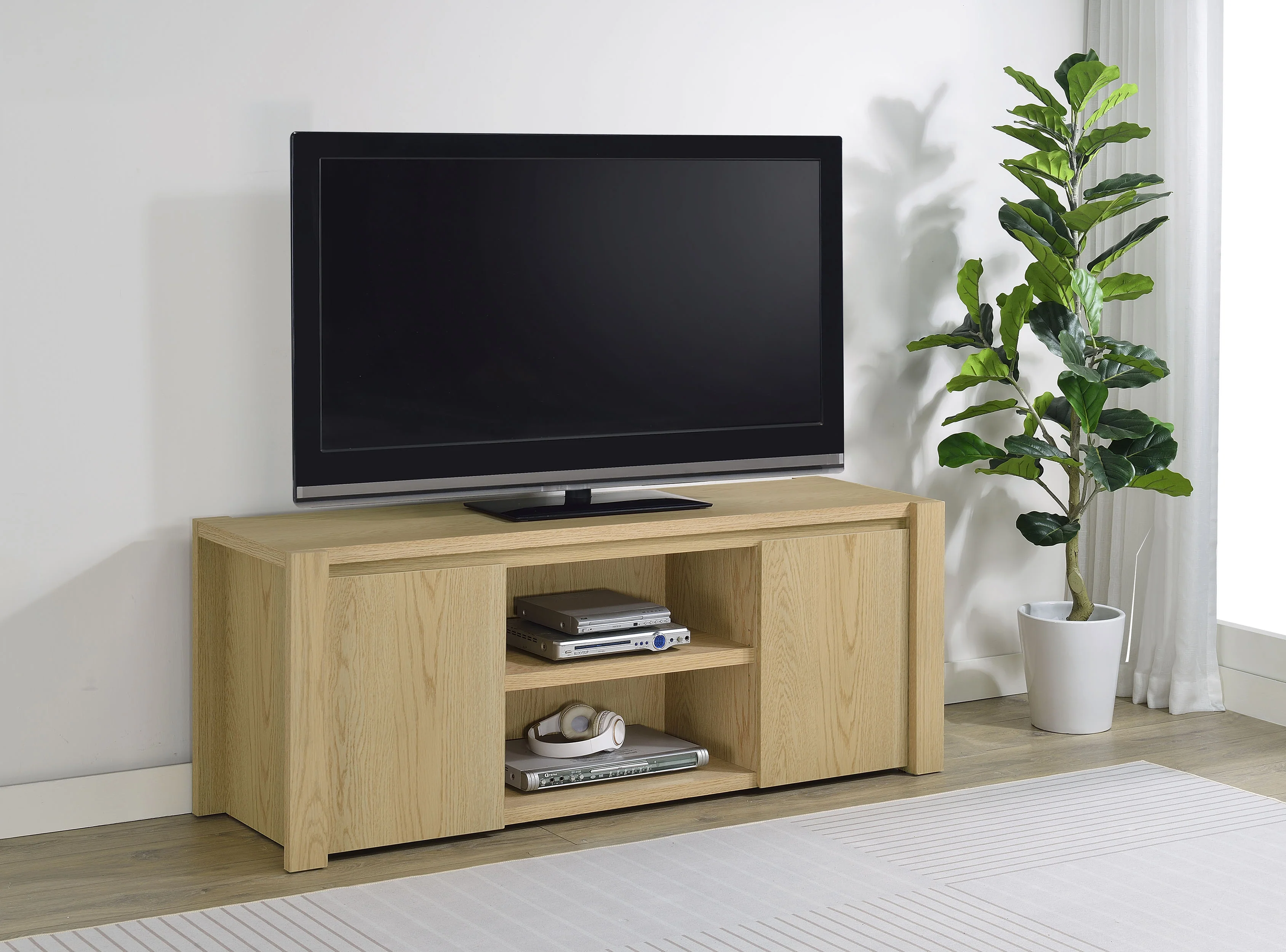 Laurelton TV Stand - Image 2