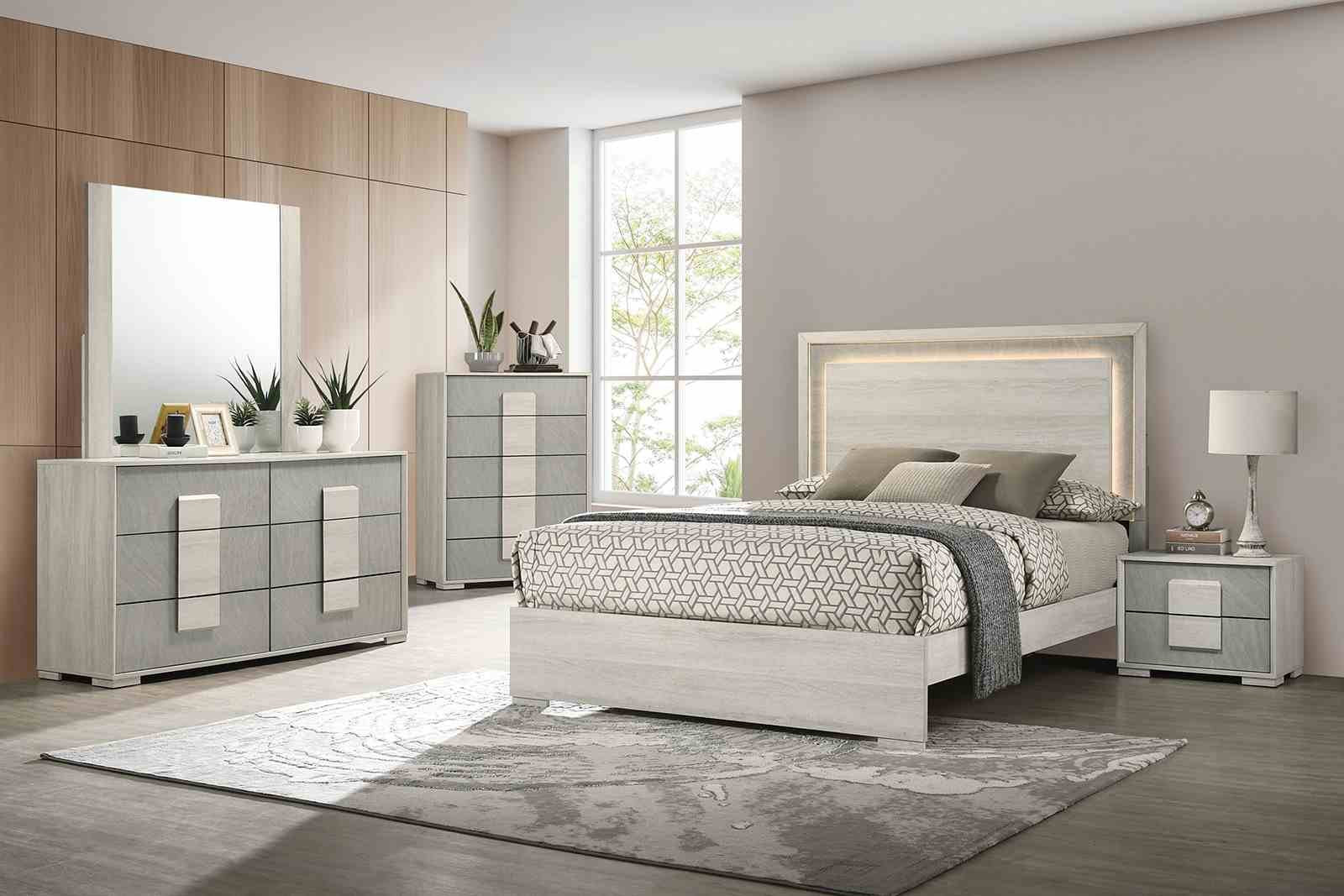 Lincolt Nightstand, White Wash - Image 2