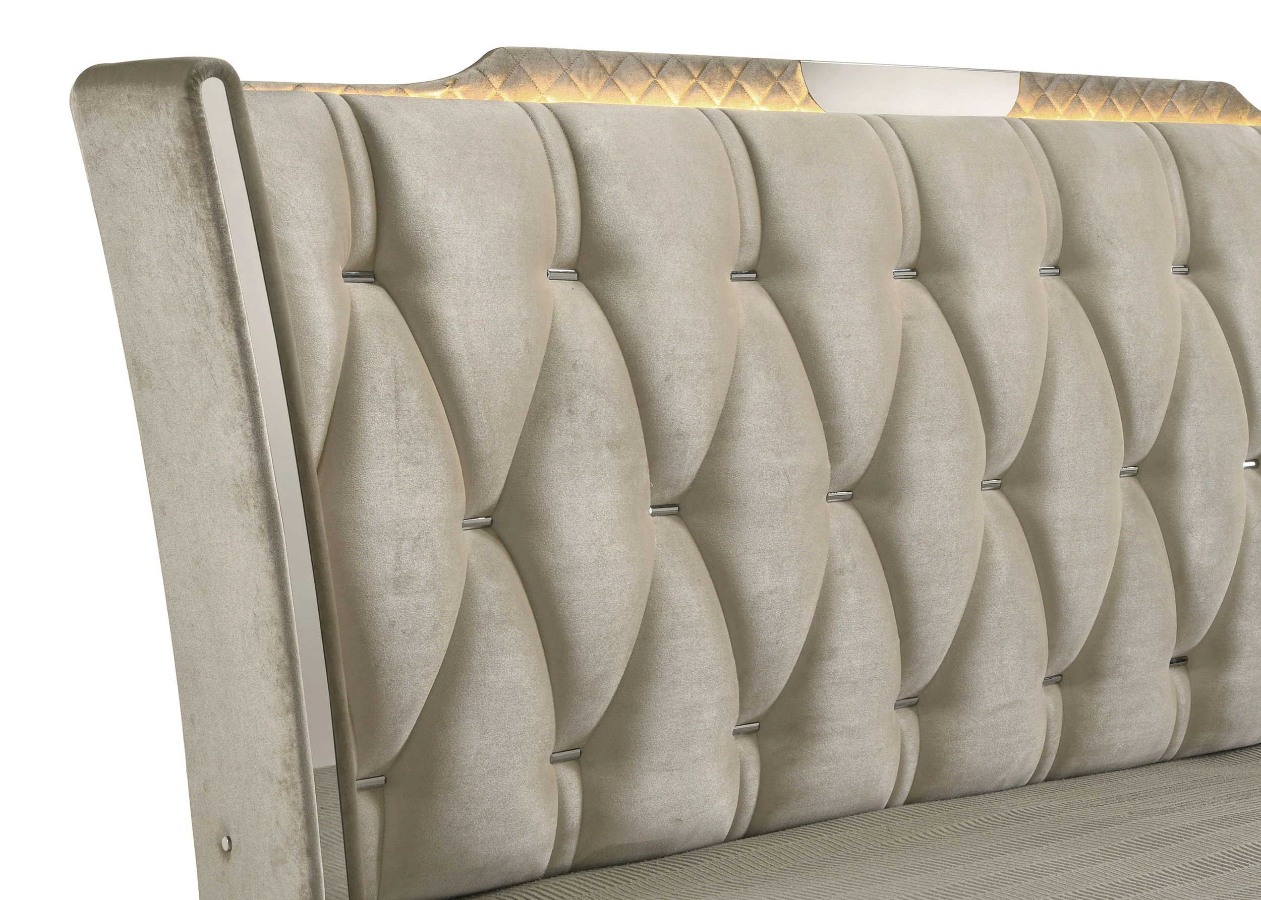 Lorient Wingback Bed with LED Lighting - Image 20