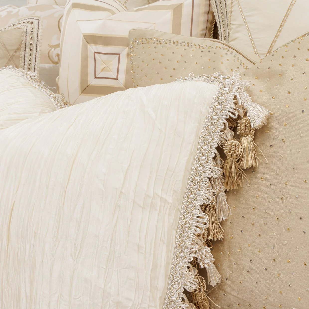 Luxembourg 13-Piece King Comforter Set - Crème - Image 8