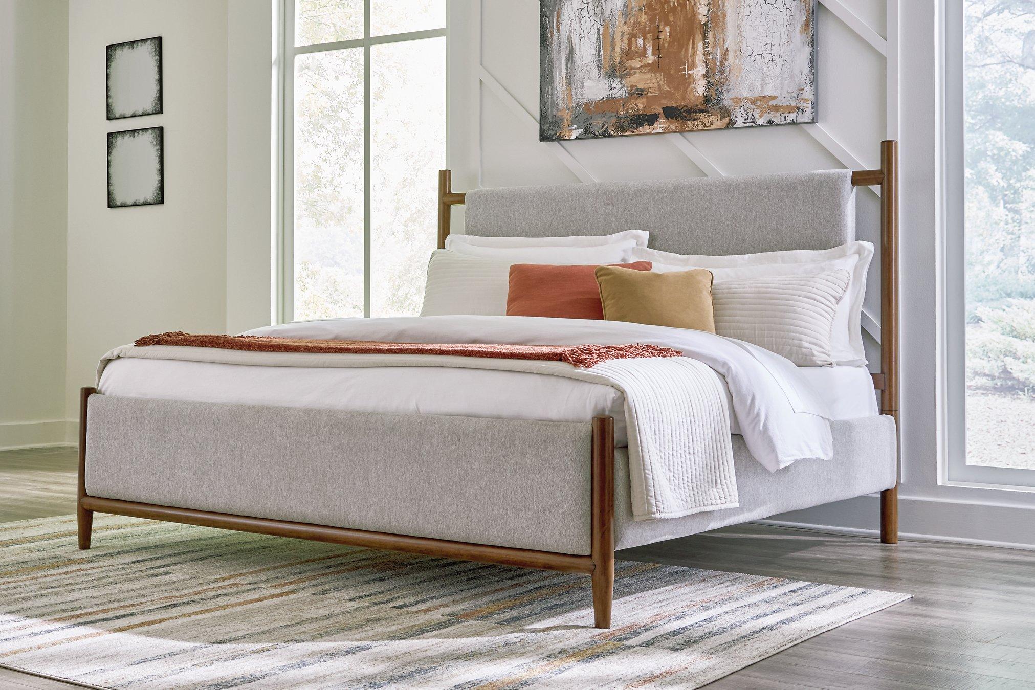 Lyncott Bedroom Set - Image 10