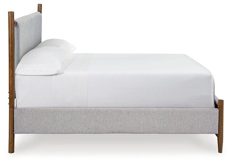 Lyncott Bedroom Set - Image 8