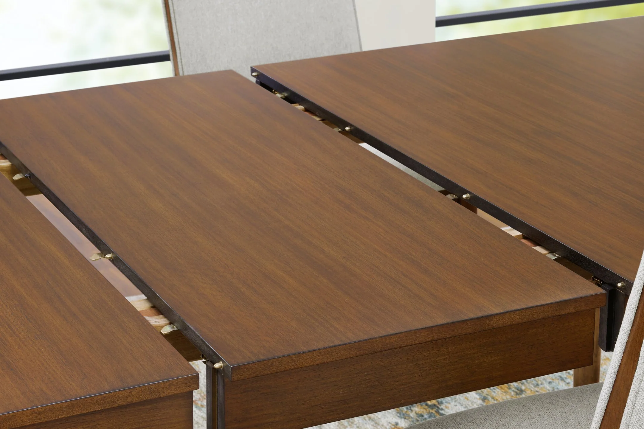 Lyncott Dining Room Set - Image 140