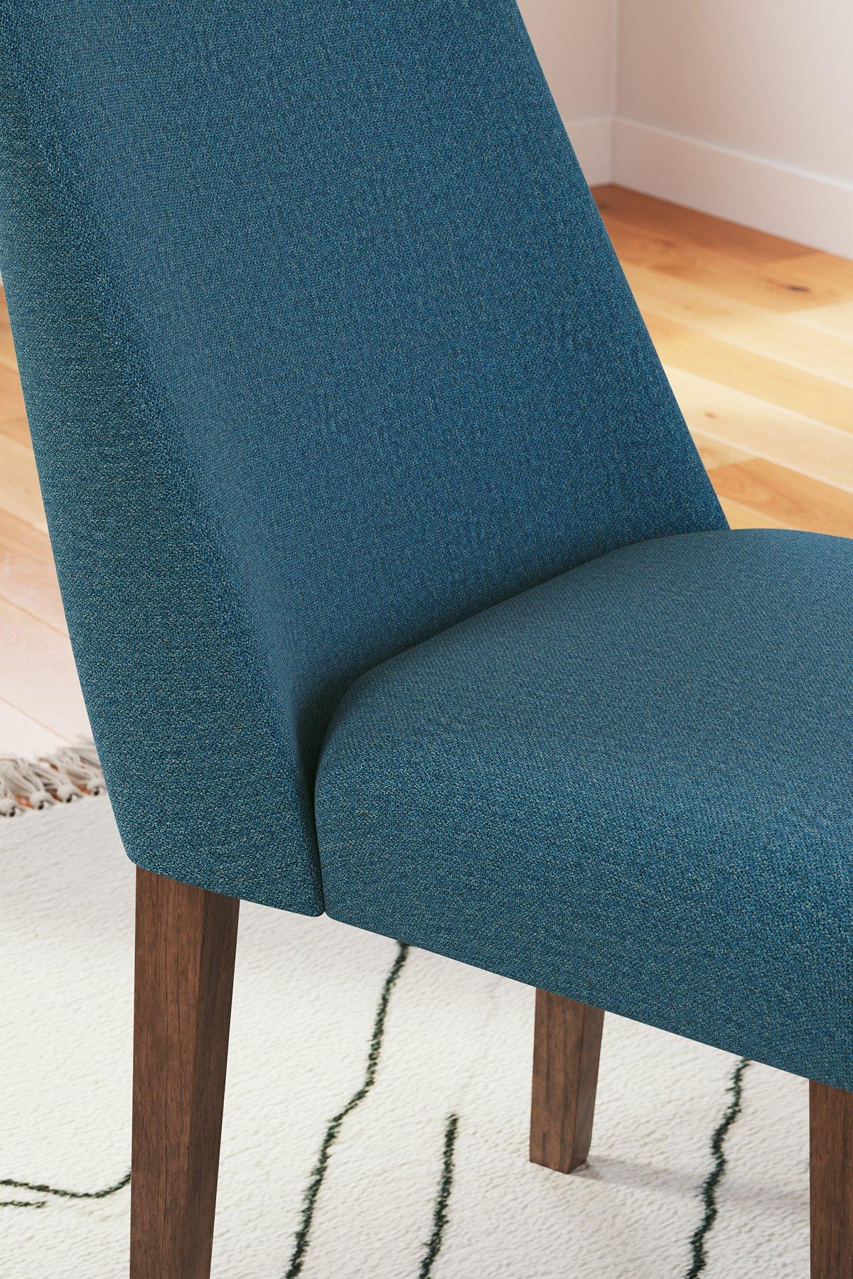 Lyncott Dining Room Set - Image 85