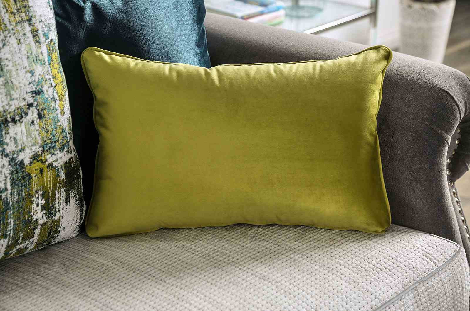 Mariella Loveseat - Image 4