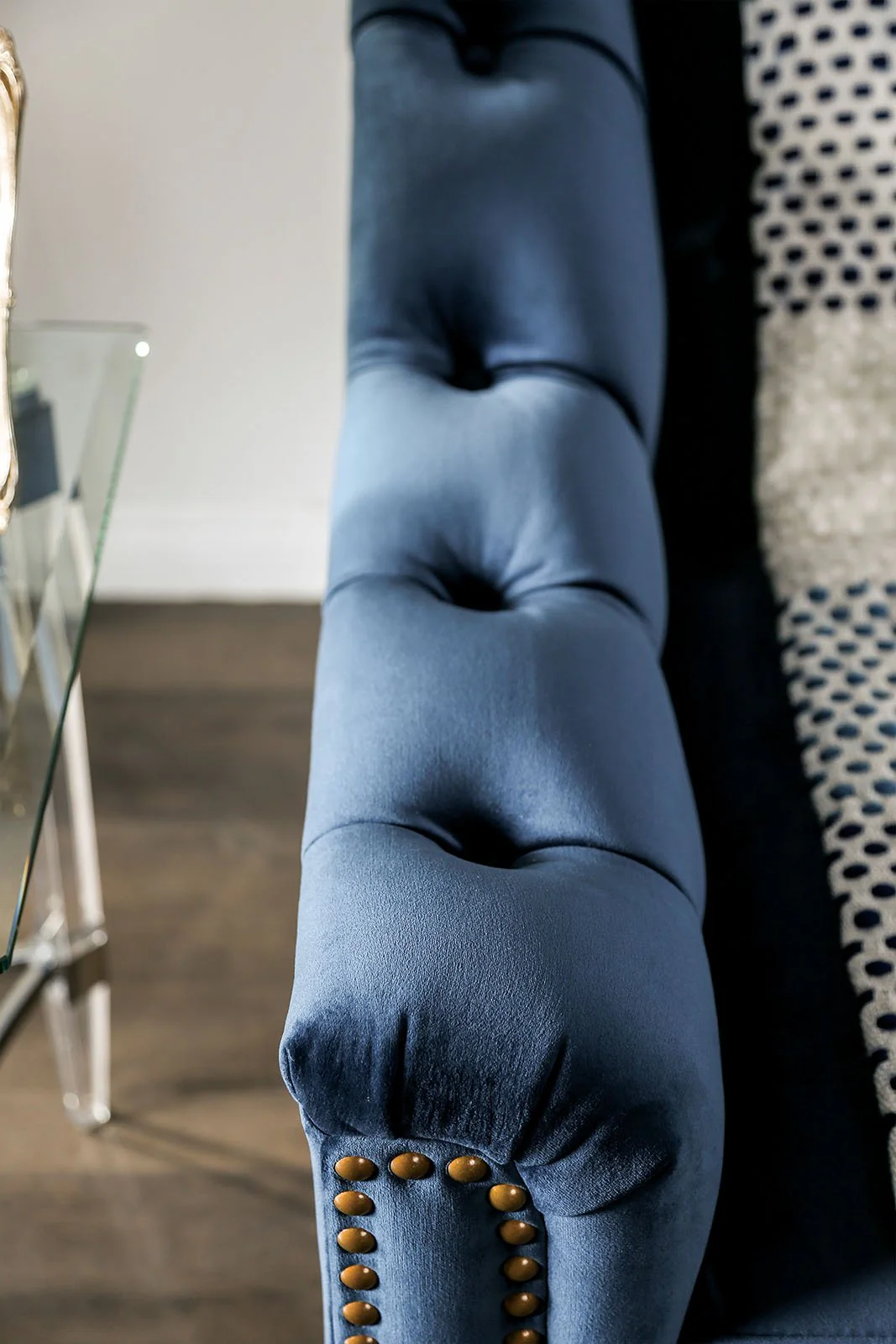 Martinique Sofa - Image 8