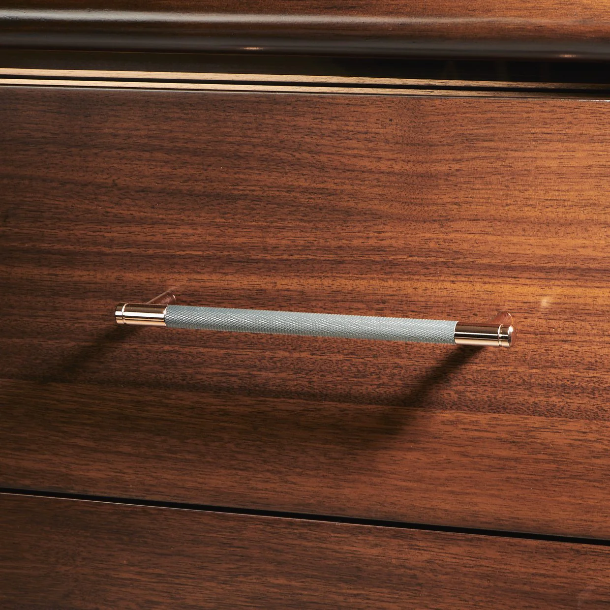 Mason Park 5-Drawer Gentlemen's Chest - Umber - Image 9