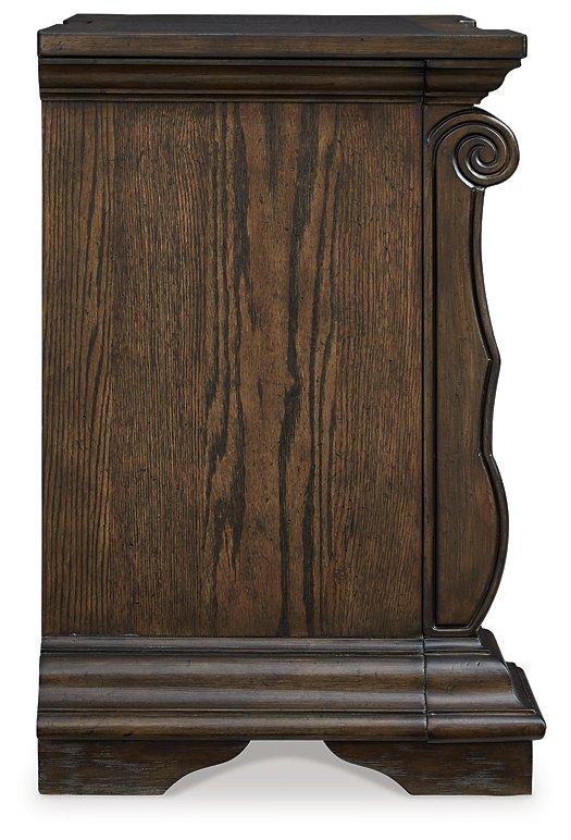 Maylee Bedroom Set - Image 19