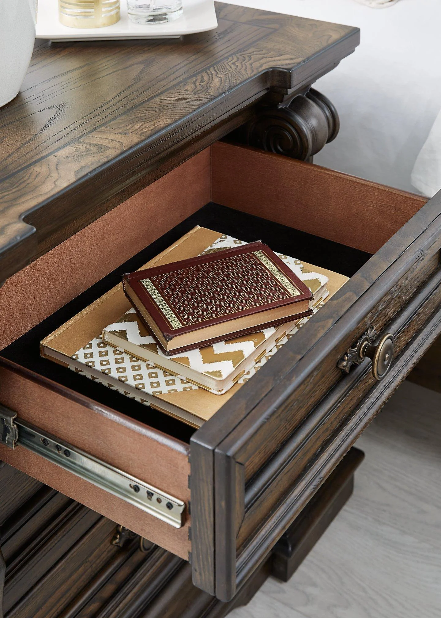 Maylee Bedroom Set - Image 23