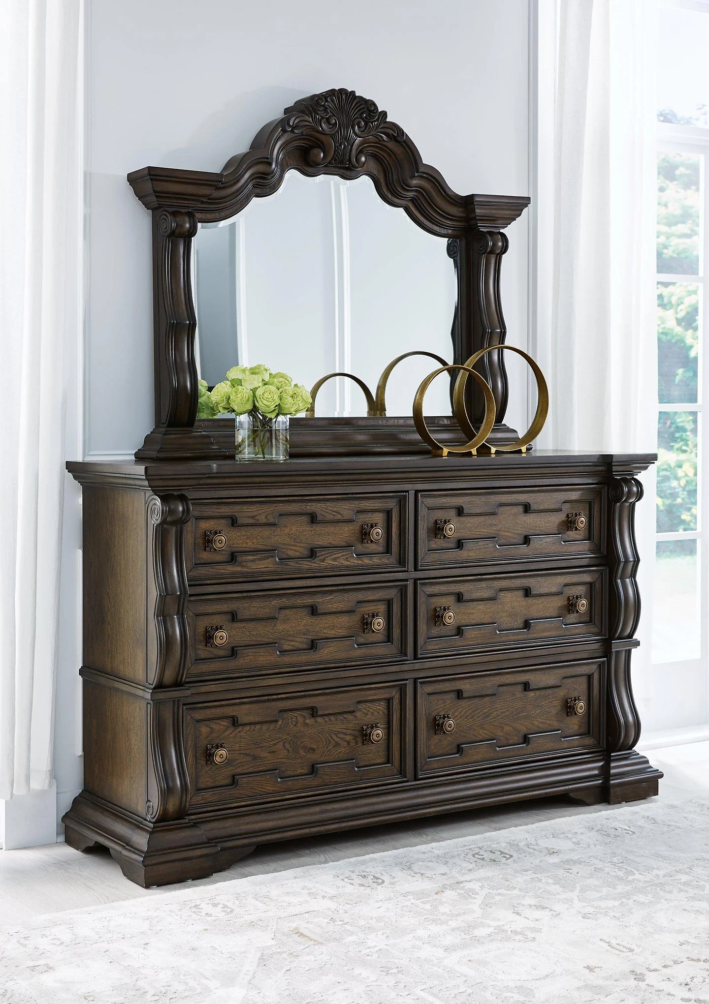Maylee Bedroom Set - Image 9
