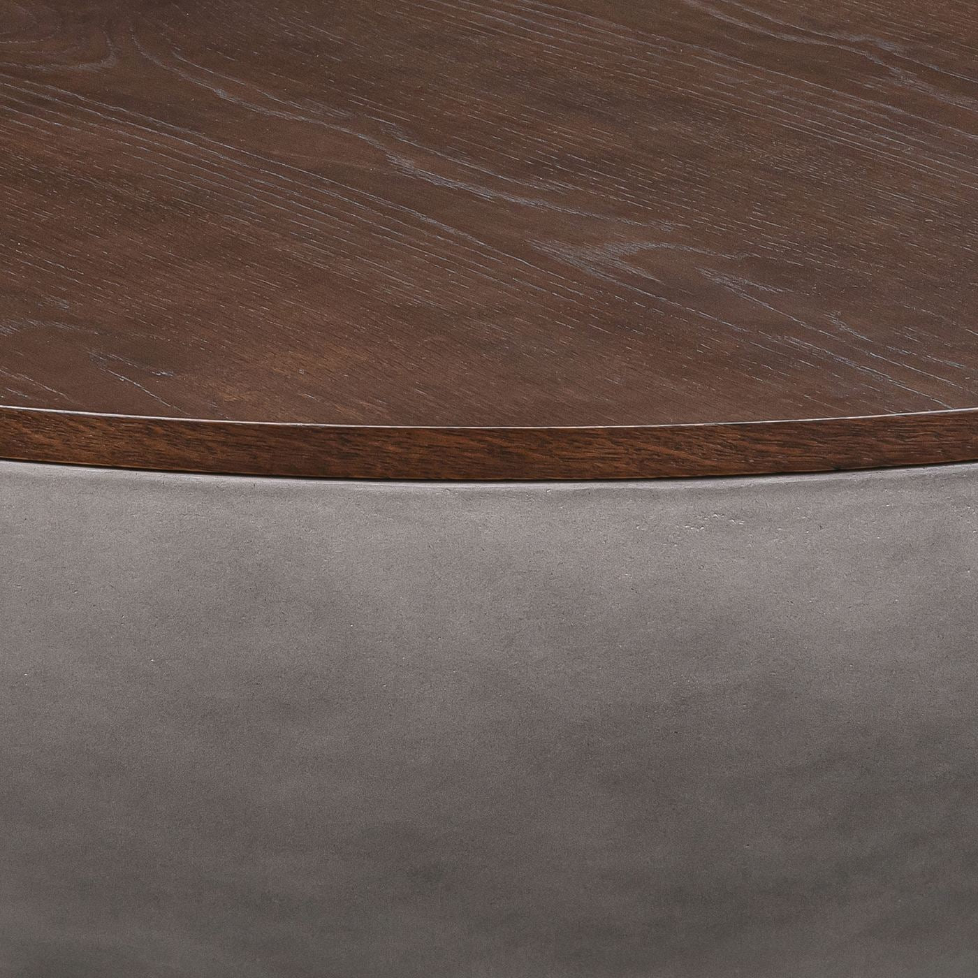 Melody Round Coffee Table in Concrete and Brown Brushed Oak - Image 3