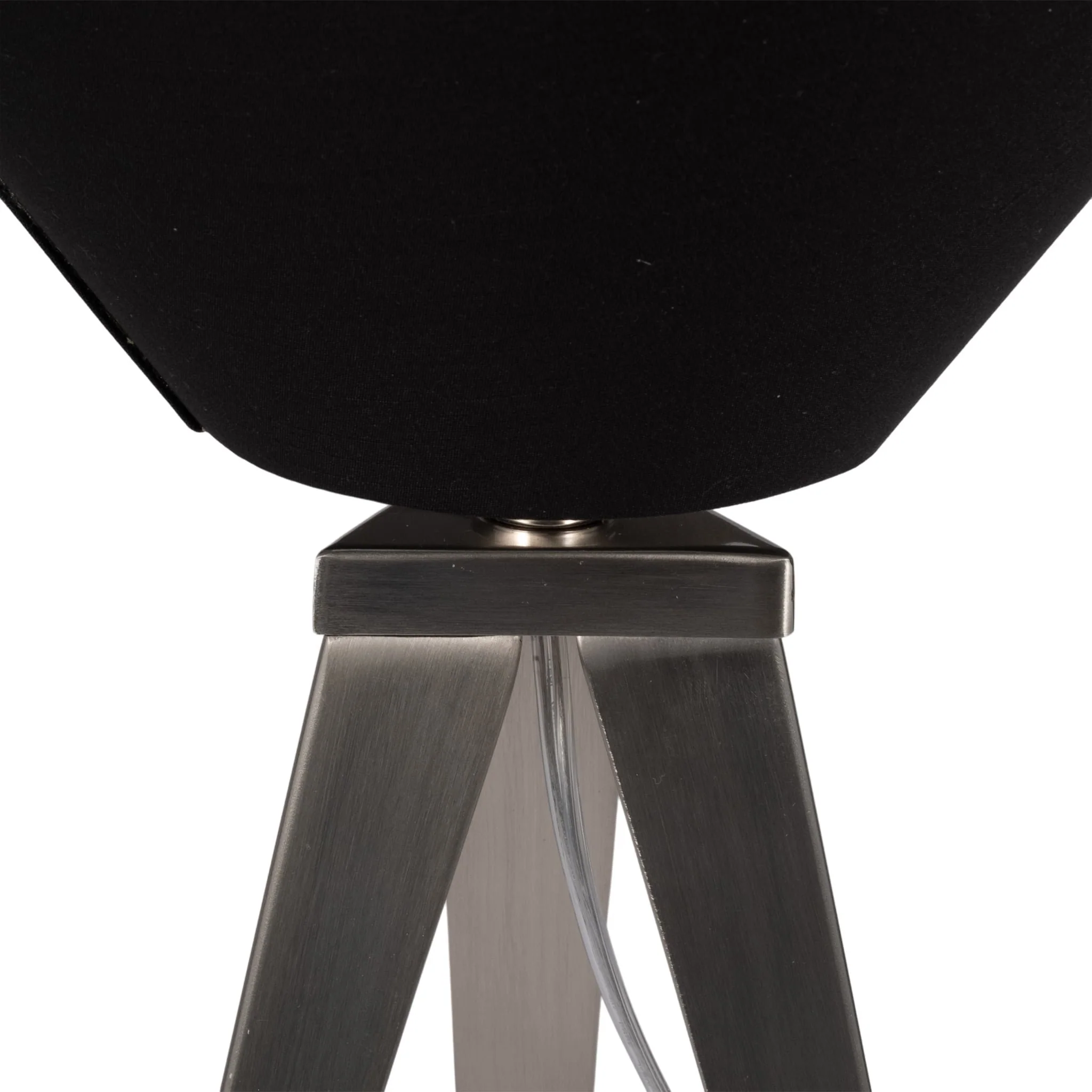 Metal 27" Tripod Table Lamp, Black - Image 5
