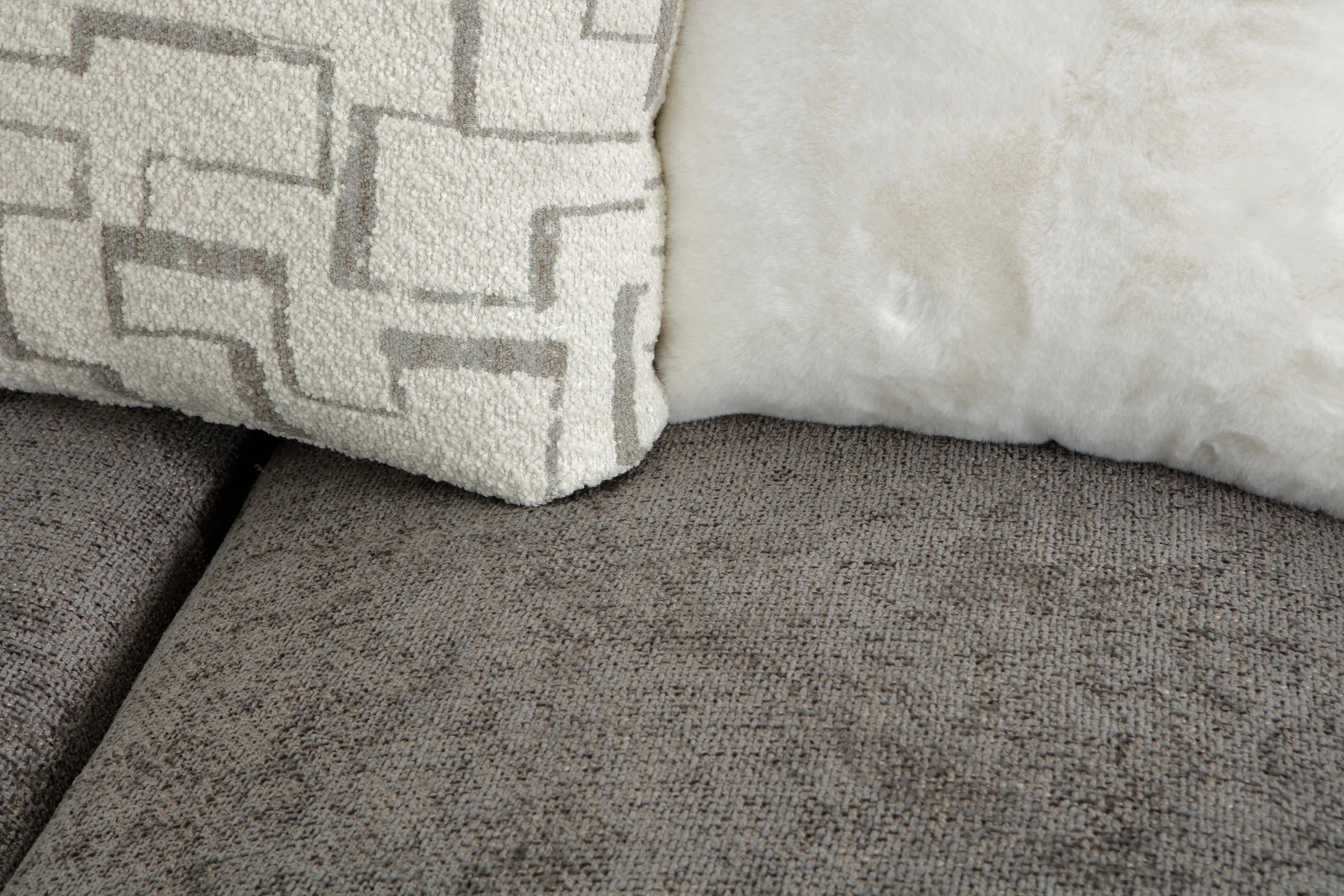 Urban Bliss 3 Piece Sectional - Image 4