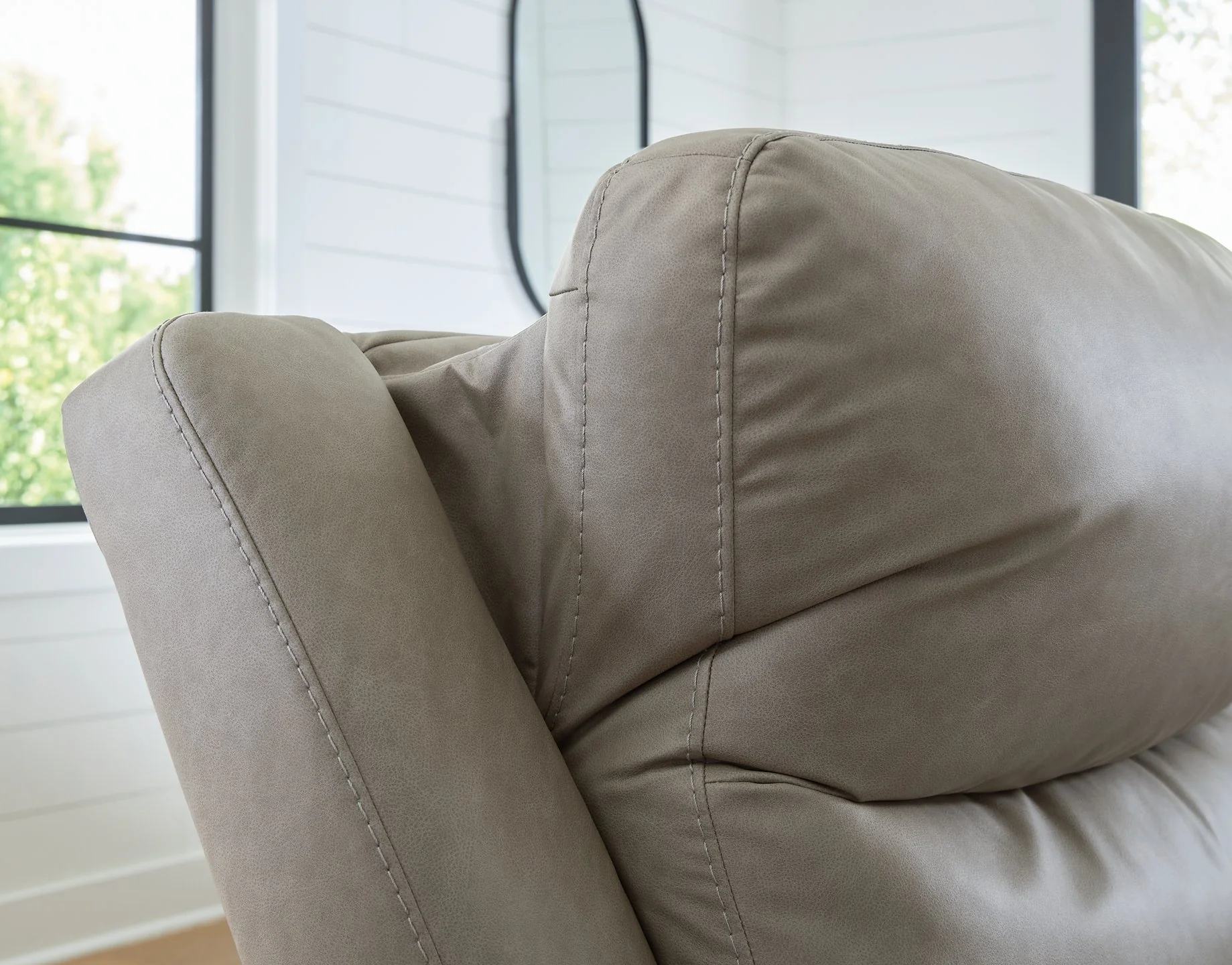 Narwhal Place Reclining Loveseat - Image 12