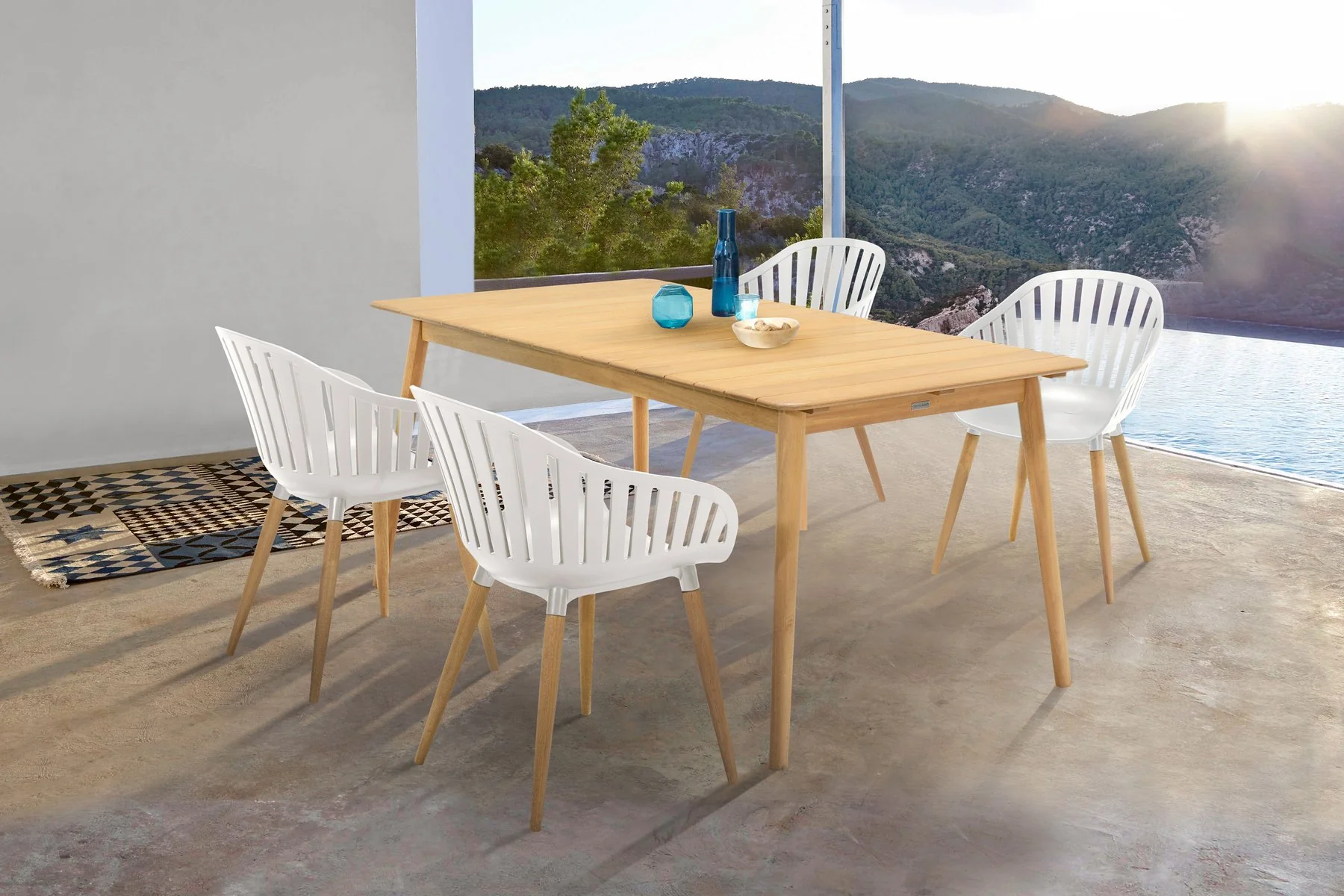 Nassau 5 piece Outdoor Dining Set in Natural Wood Finish Table and Sand Taupe Arm Chairs - Image 8