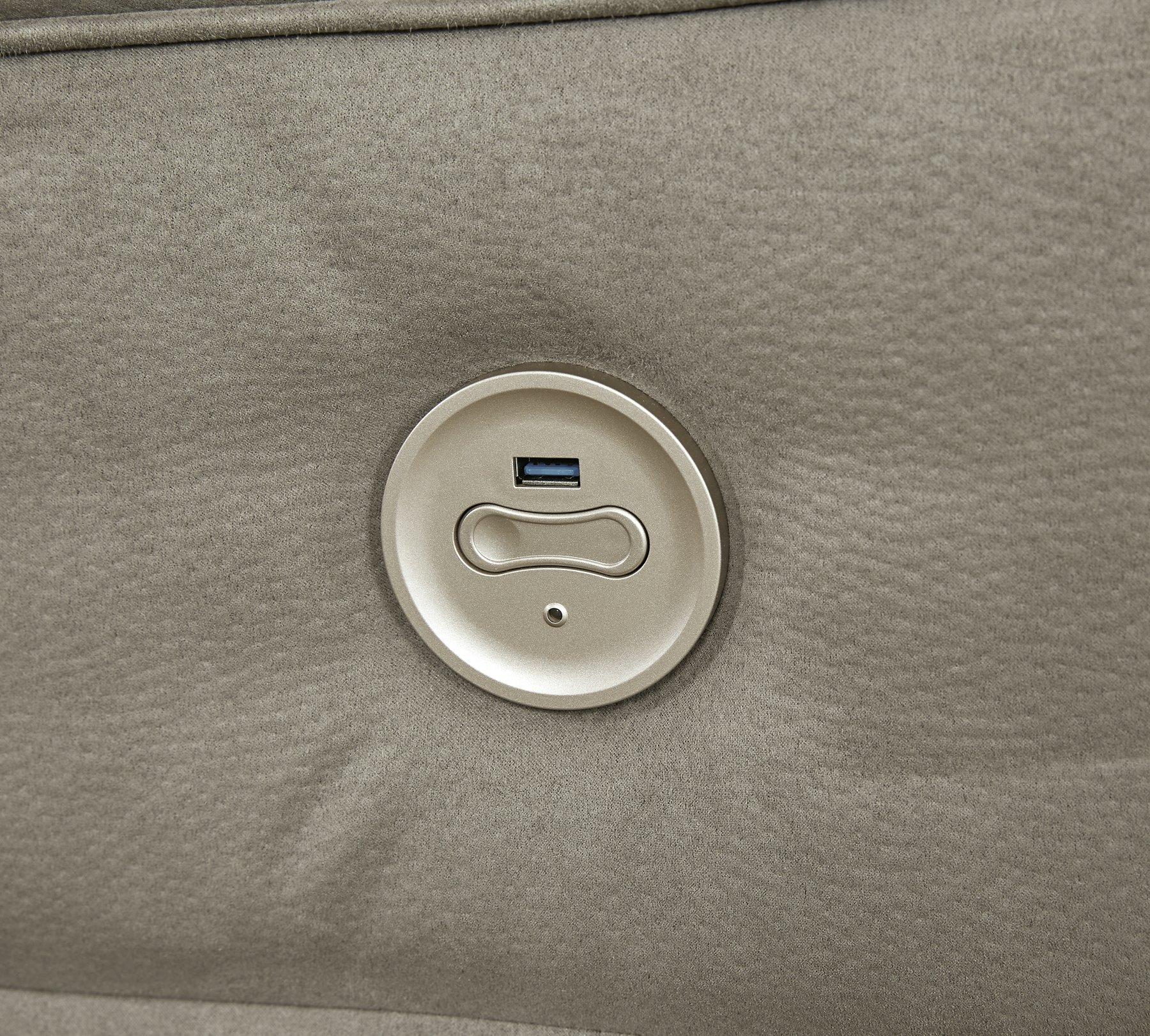 Next-Gen Gaucho Power Reclining Loveseat with Console - Image 9