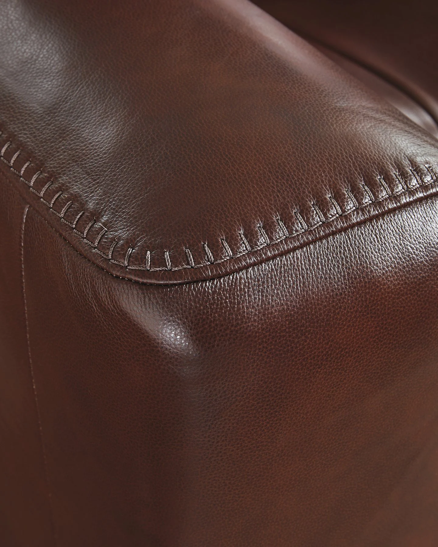 Next Move Power Reclining Loveseat with Console - Image 9