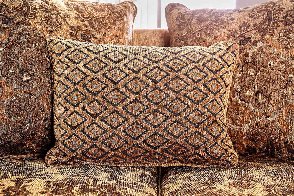 Nicanor Loveseat - Image 5