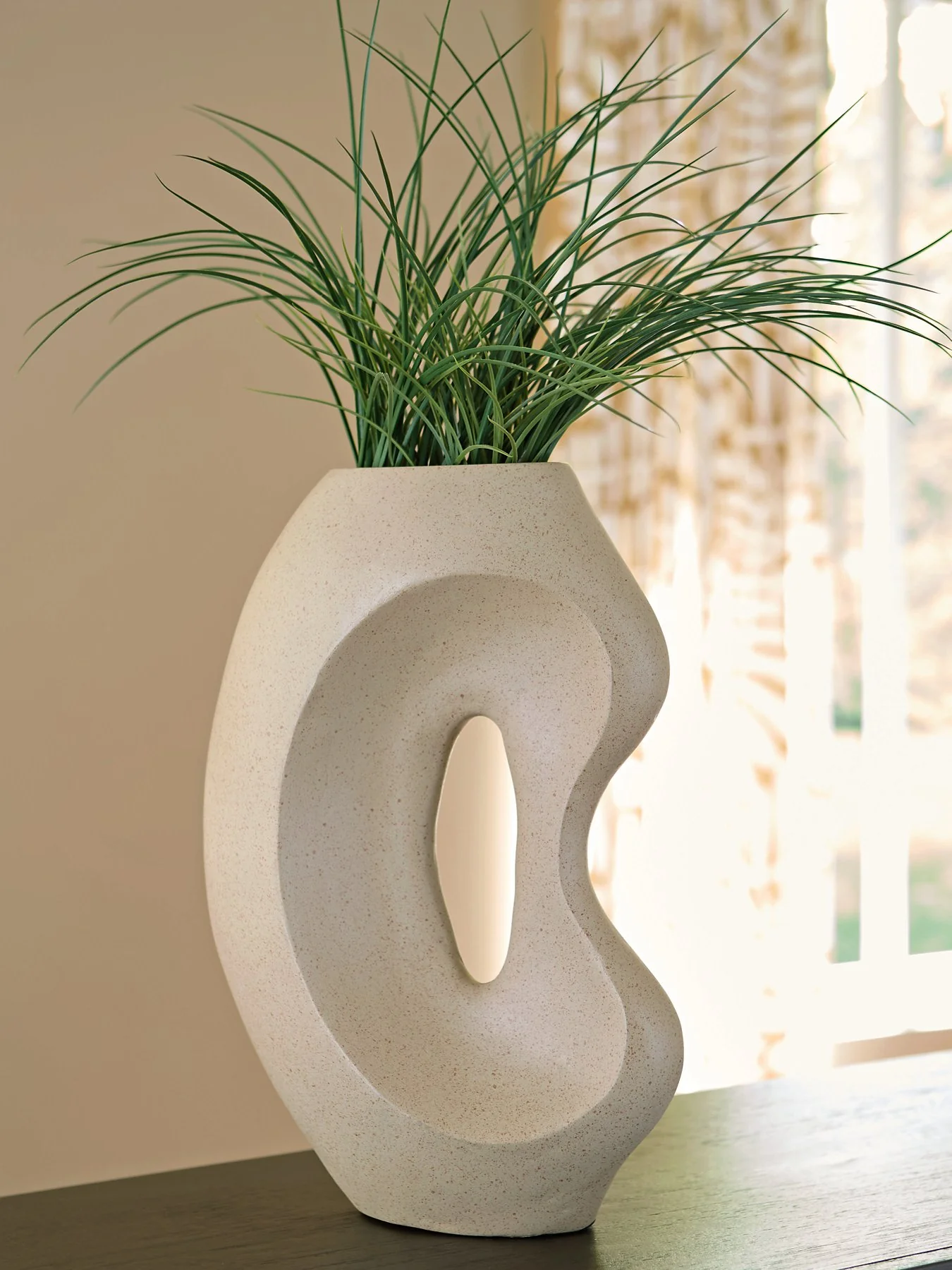 Odion Vase - Image 8