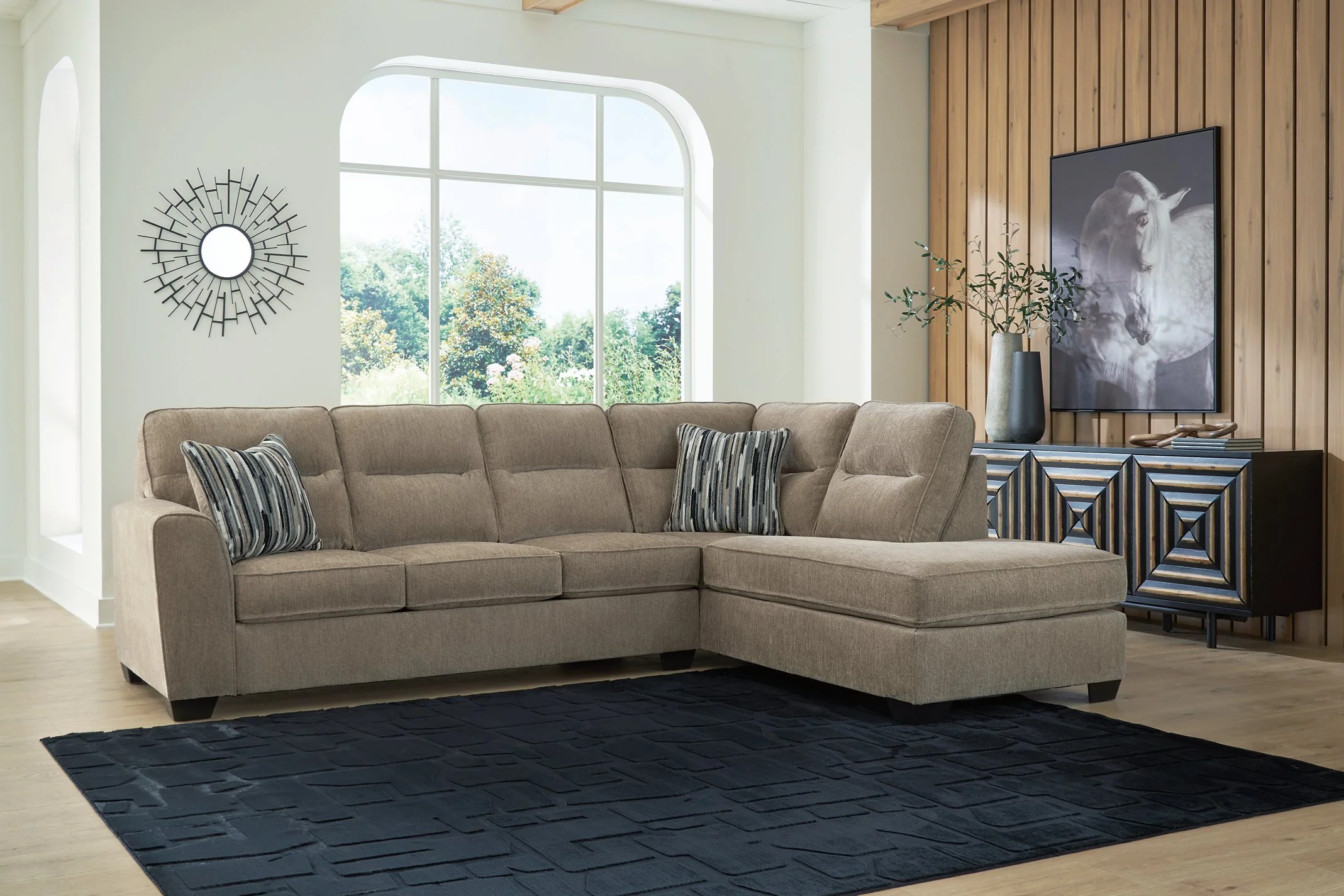 Olten Sectional with Chaise - Image 2