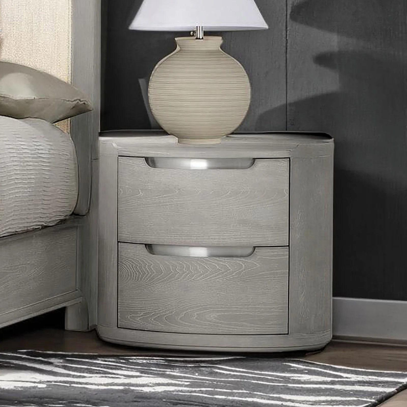 Osterley 4 Pc. Queen Bedroom Set - Image 5