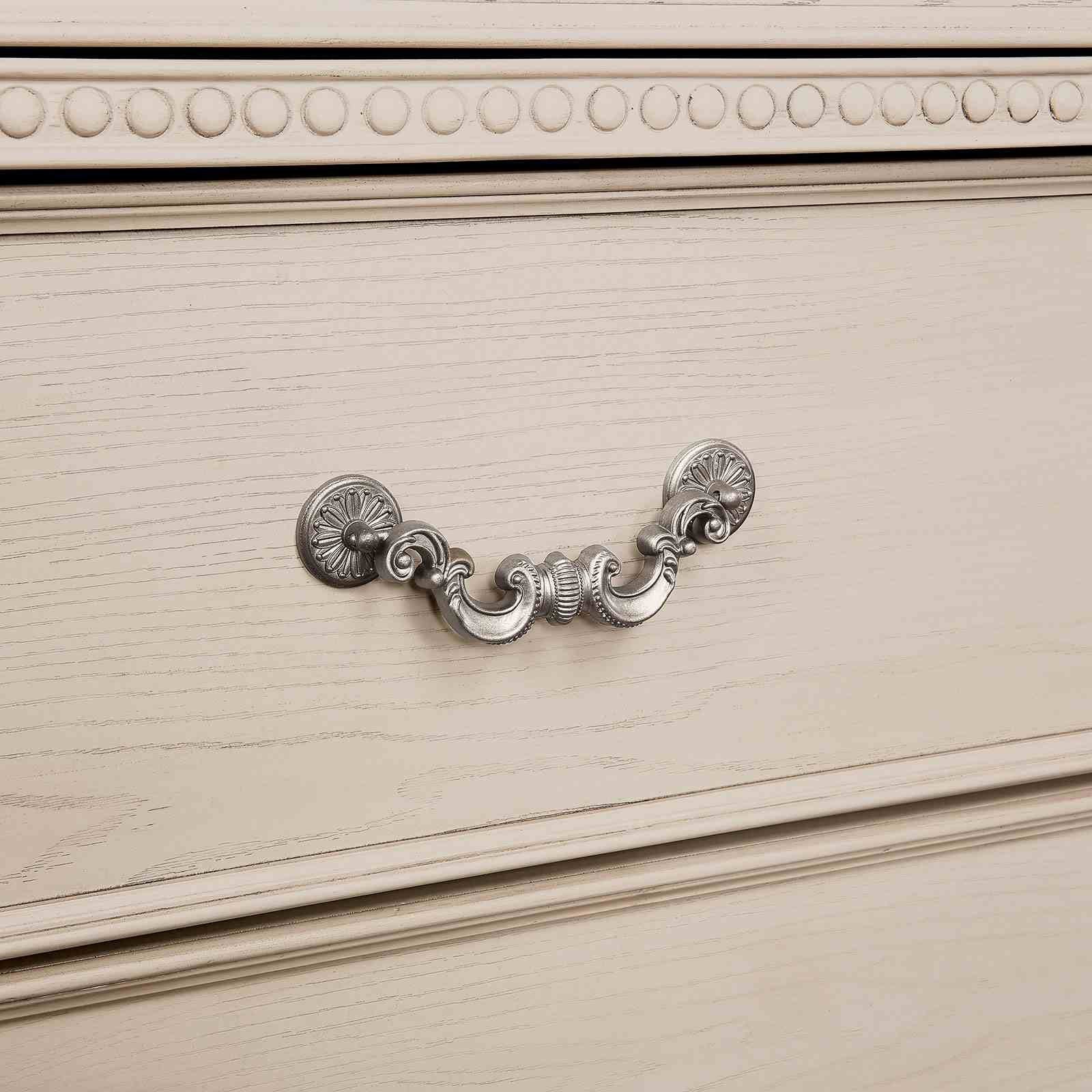 Pamphilos 5 Pc. Queen Bedroom Set w/ Chest - Image 5