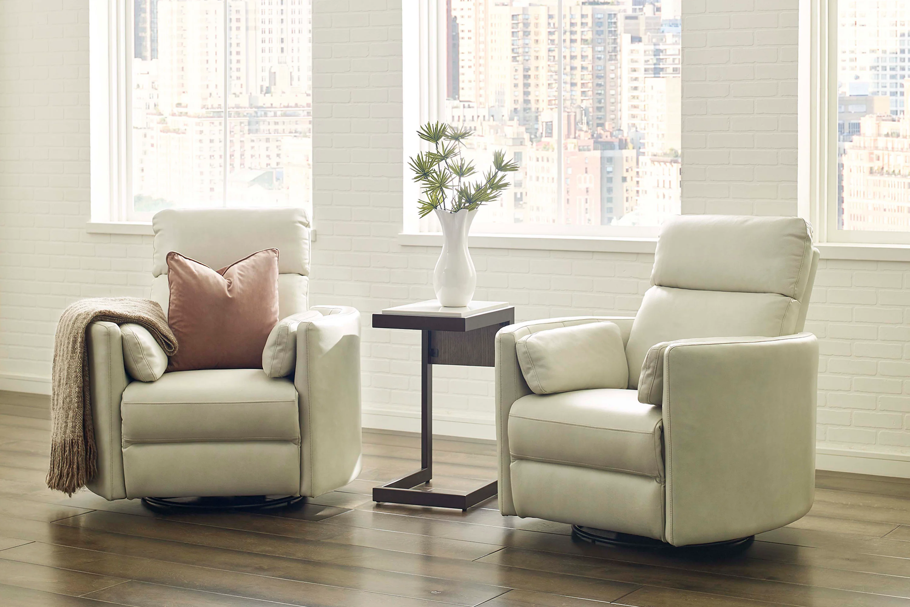 Parker Living Radius - Florence Ivory - Powered By Freemotion Cordless Power Swivel Glider Recliner - Image 3