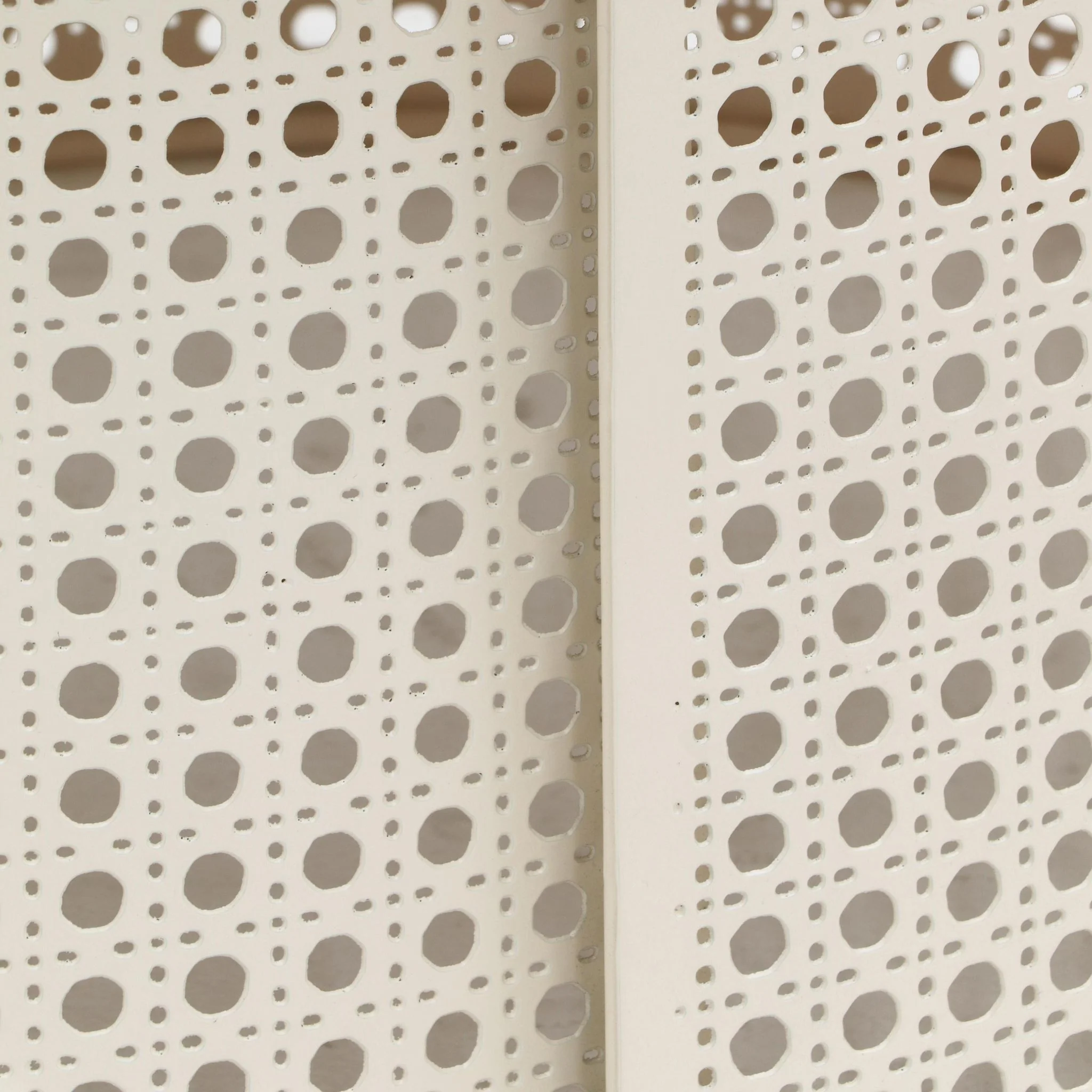 Pesky Eggnog Cream Coffee Table - Image 8