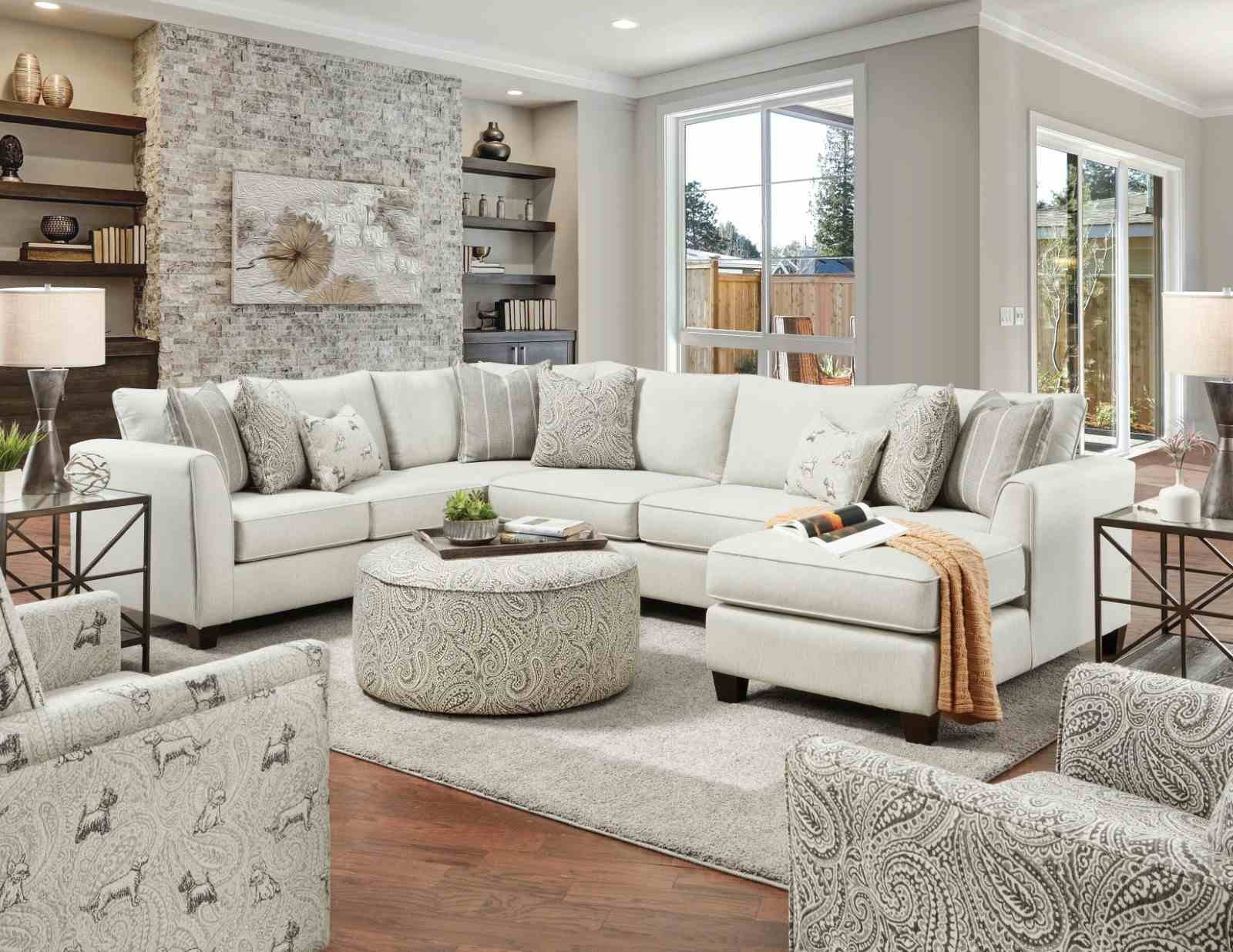 Pocklington Ottoman - Image 2