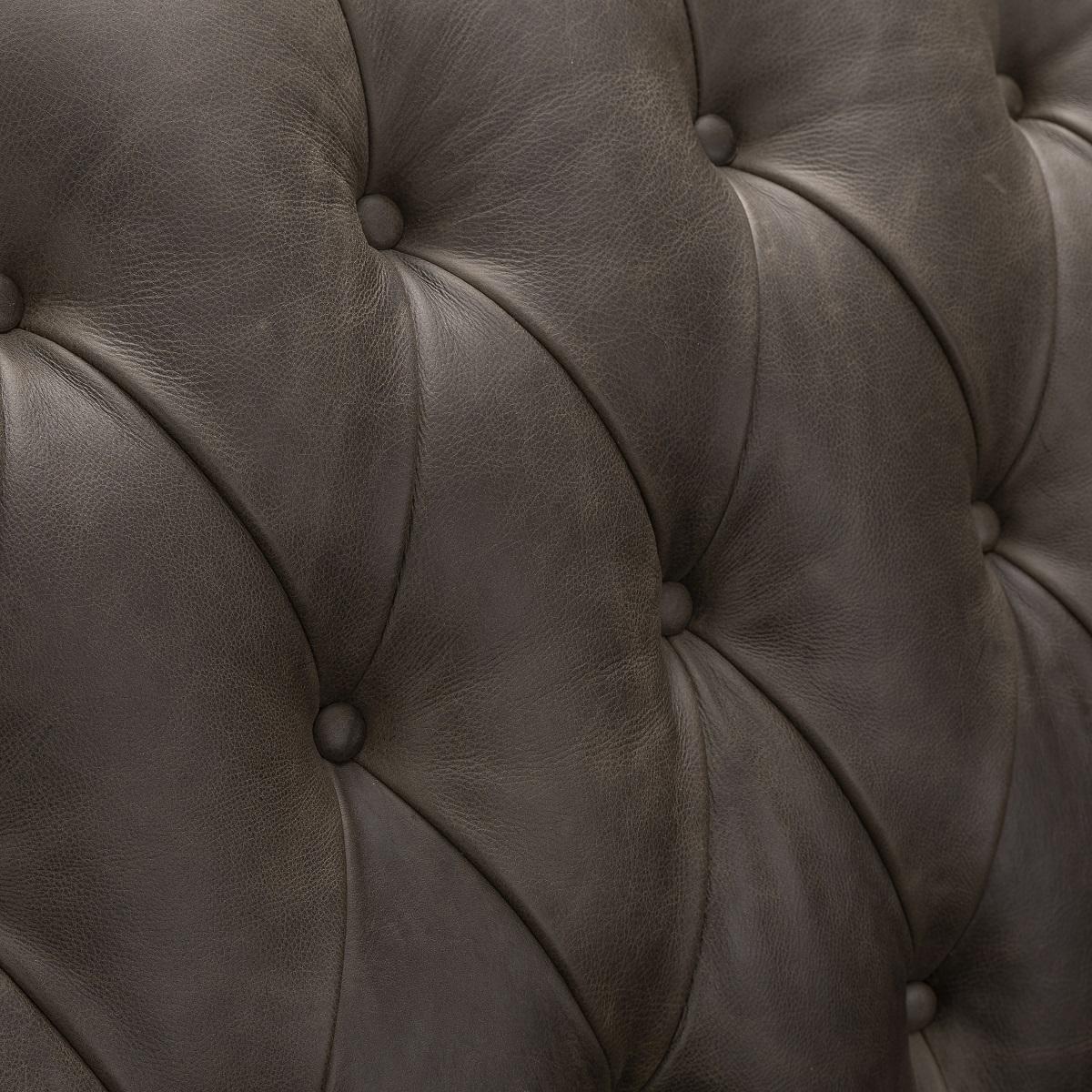 Pulaski Charlie Leather Chair in Heritage Brown - Image 3