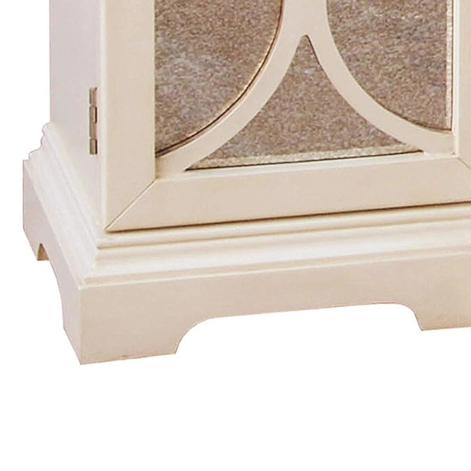 Pulaski Credenza in Daneuve - Image 3