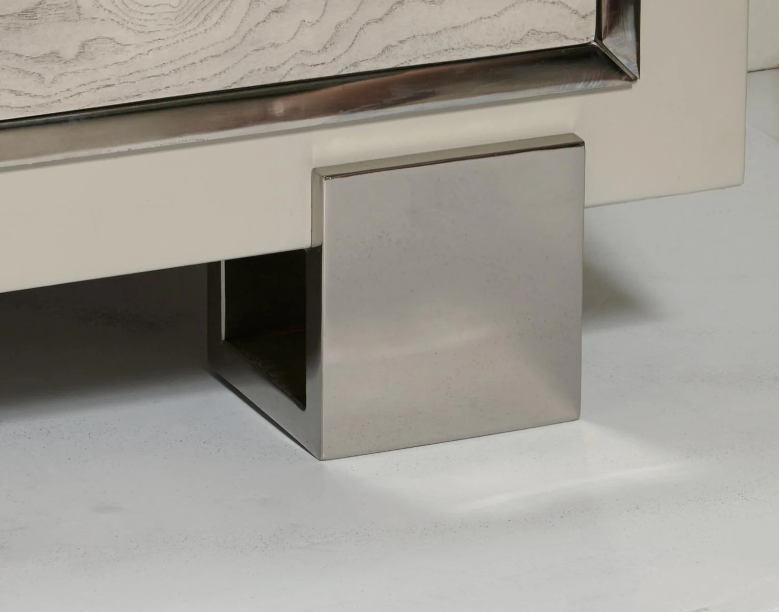 Pulaski Cydney Dresser in Painted - Image 5
