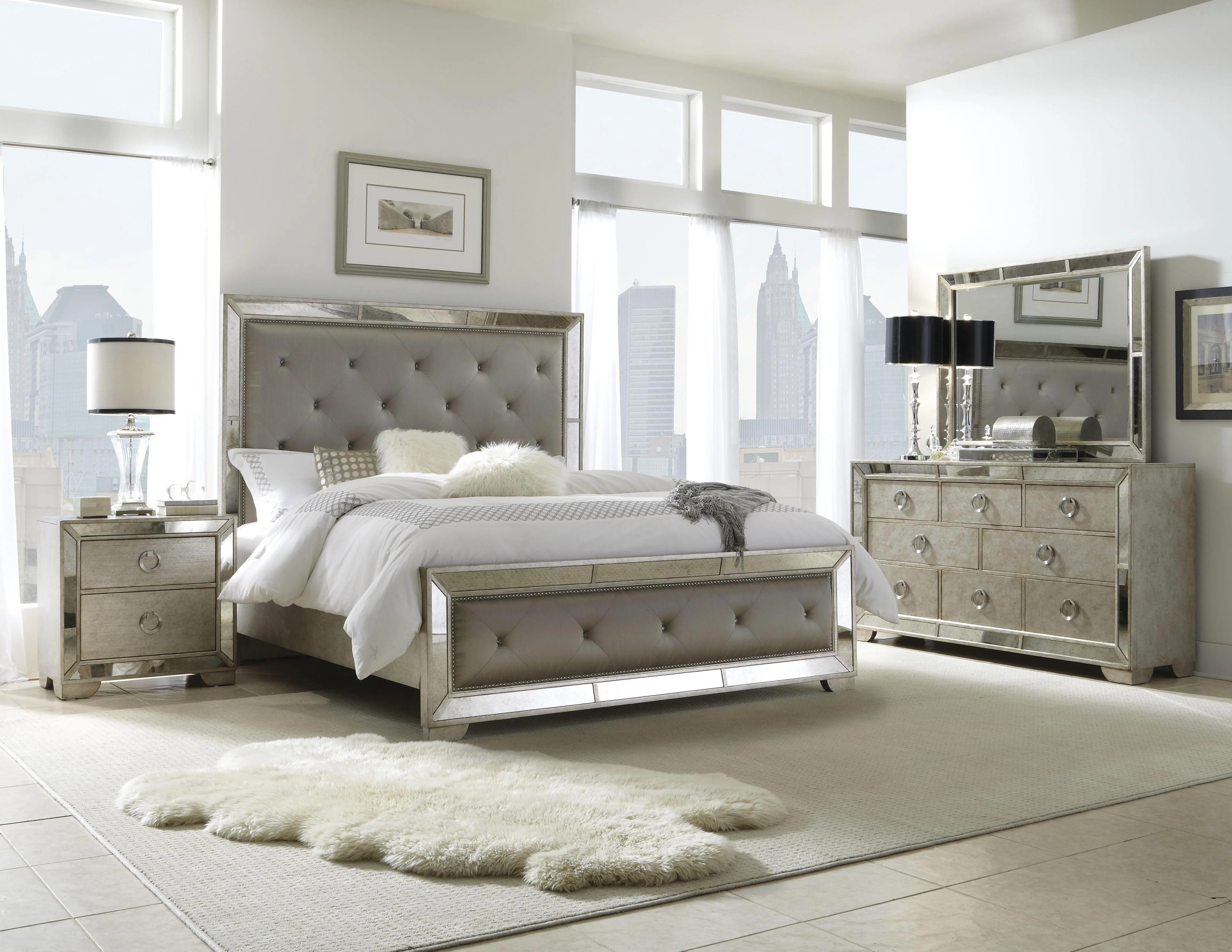 Pulaski Farrah King Panel Bed with Tufting in Metallic - Image 3