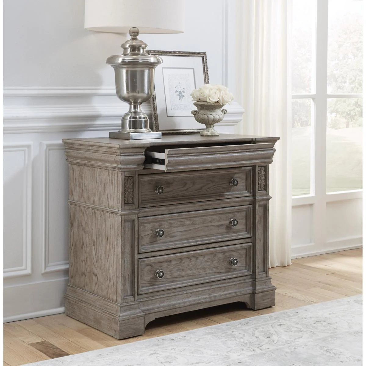Pulaski Kingsbury Bachelor's Chest������in Gray - Image 4