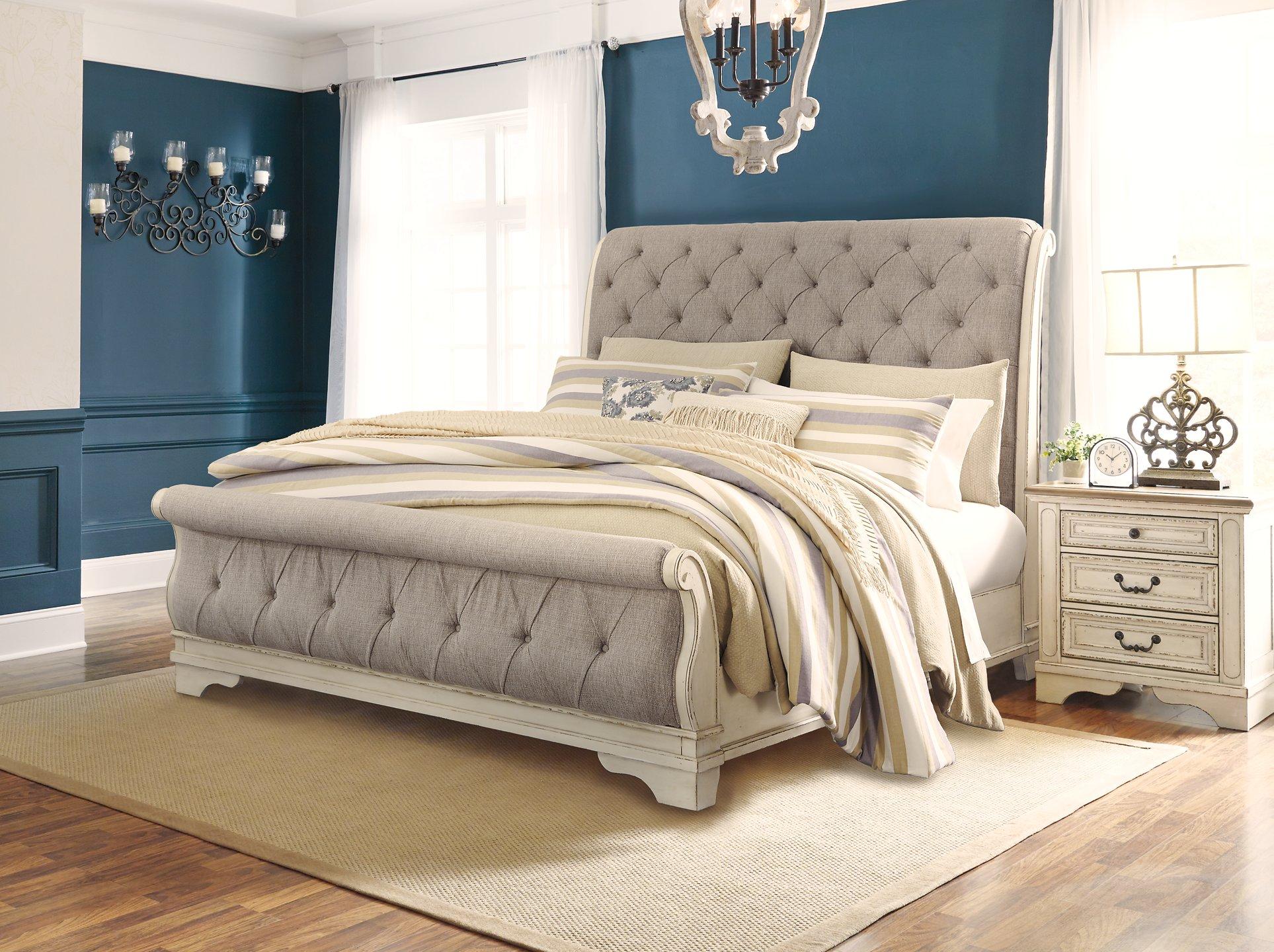 Realyn Bed - Image 9