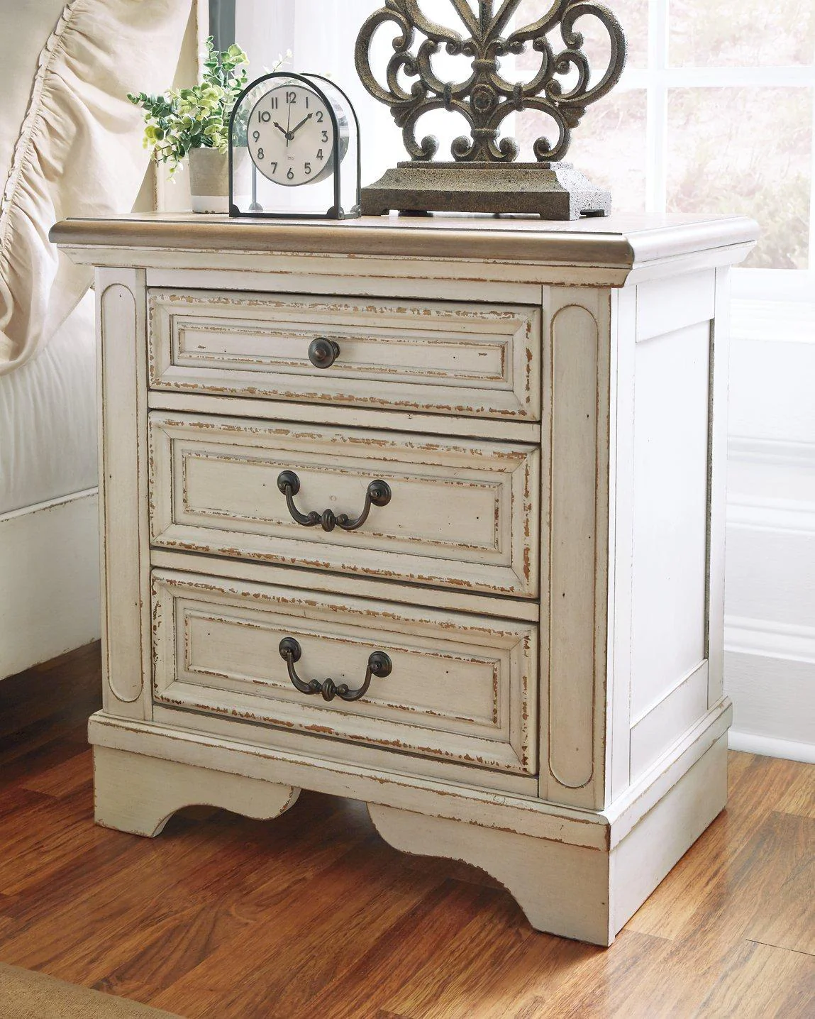 Realyn Bedroom Set - Image 42
