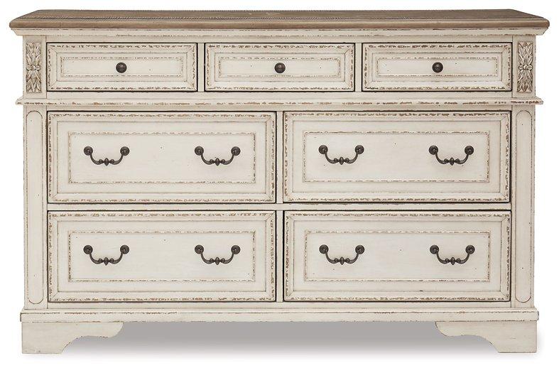 Realyn Dresser - Image 5
