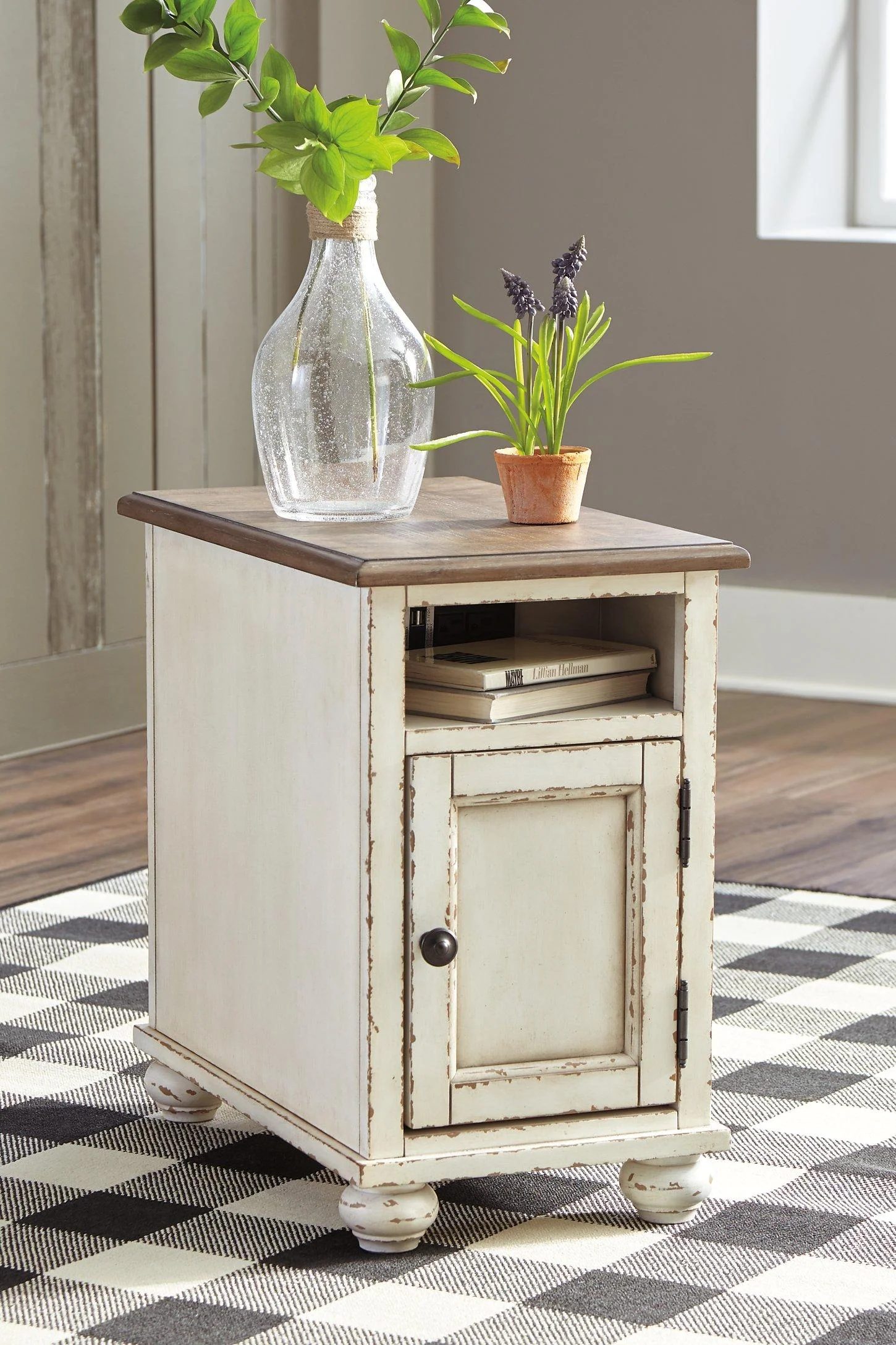 Realyn End Table Set - Image 10