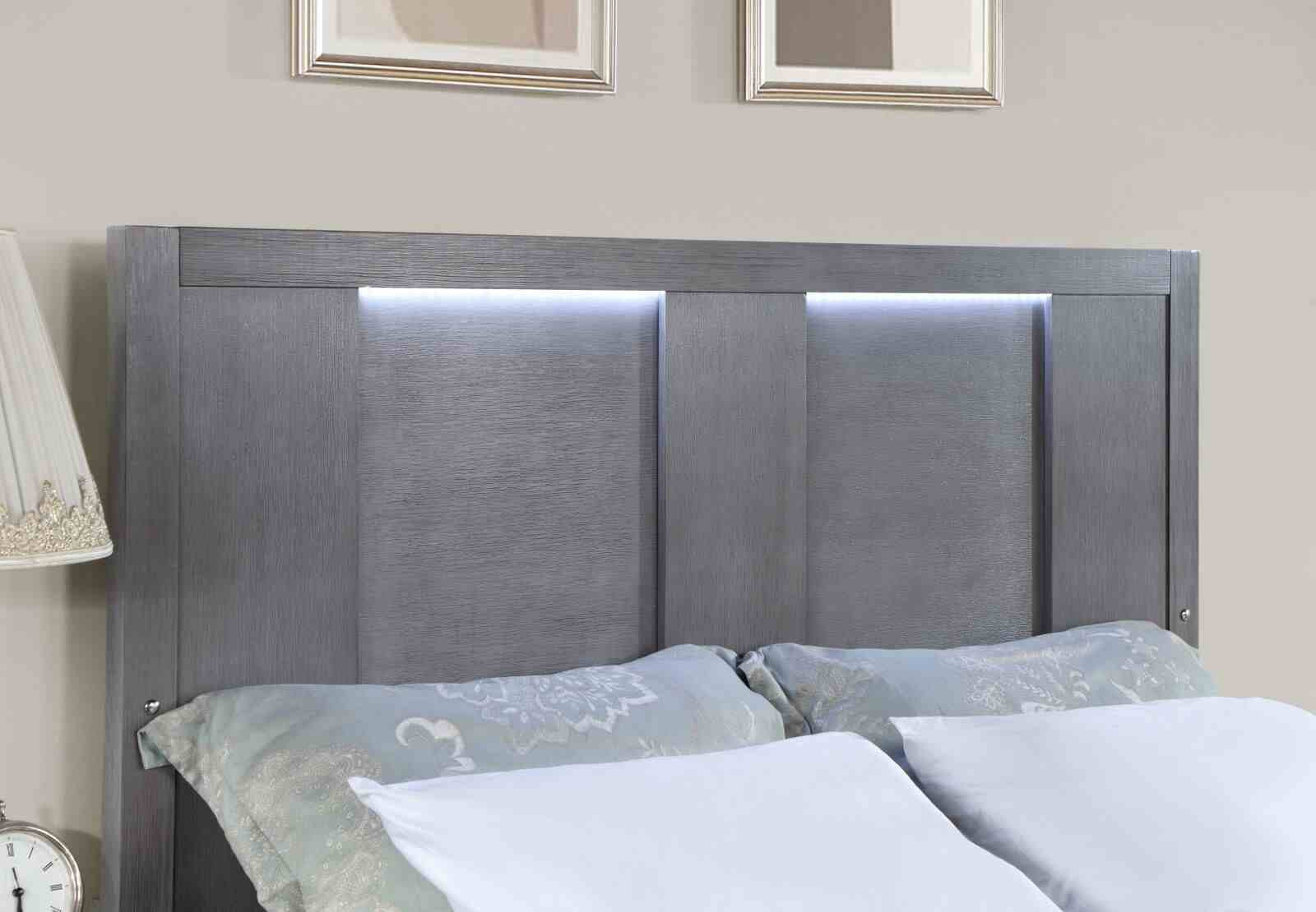 Regulus 4 Pc. Queen Bedroom Set - Image 3
