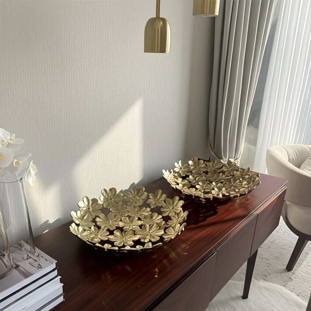 S/2 13/18" Cut-out Flower Metal Bowls, Gold - Image 8