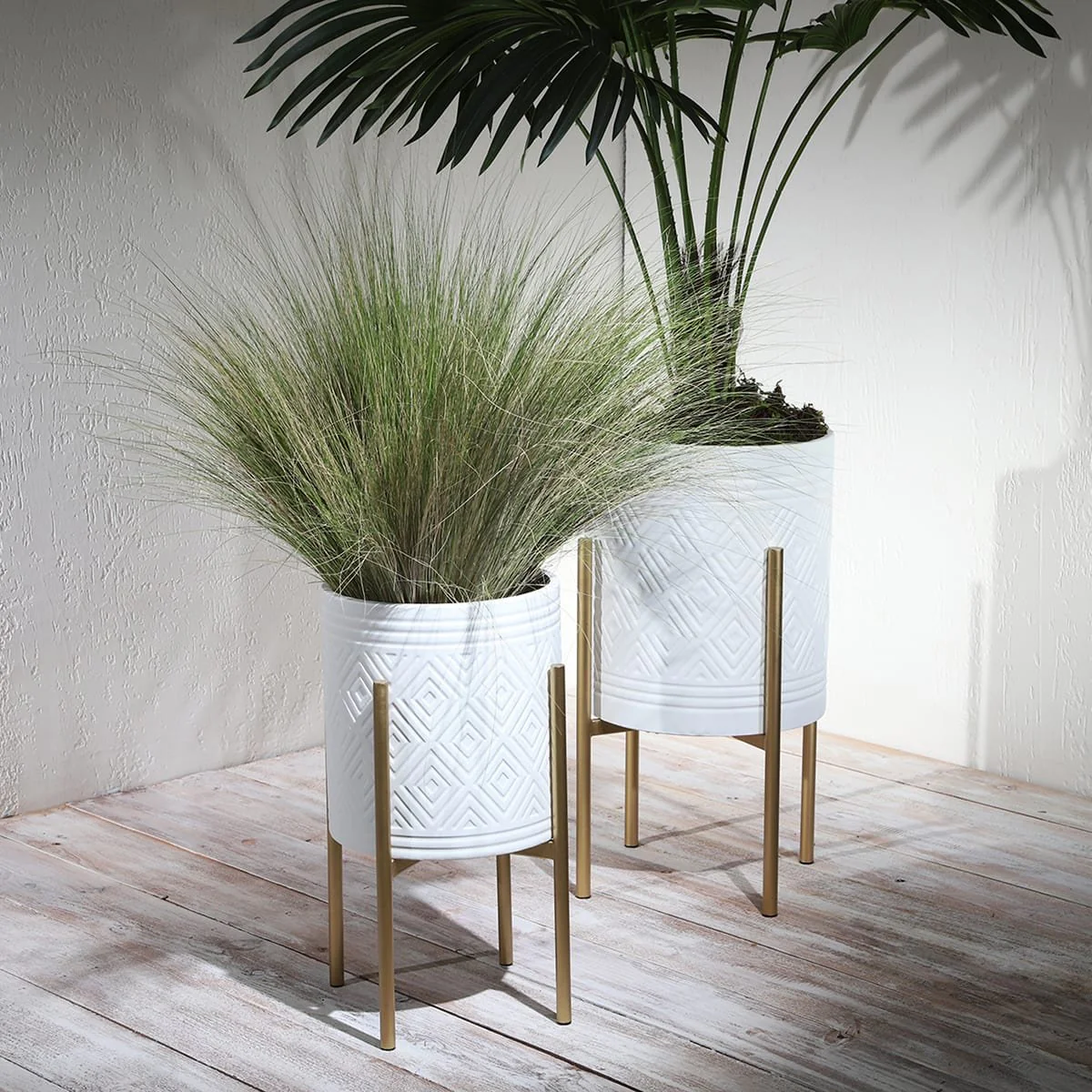 S/2 Aztec Planter On Metal Stand, White/gold - Image 10
